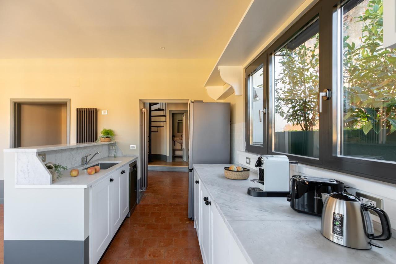Iflat Magical Flat By The Tiber Rome