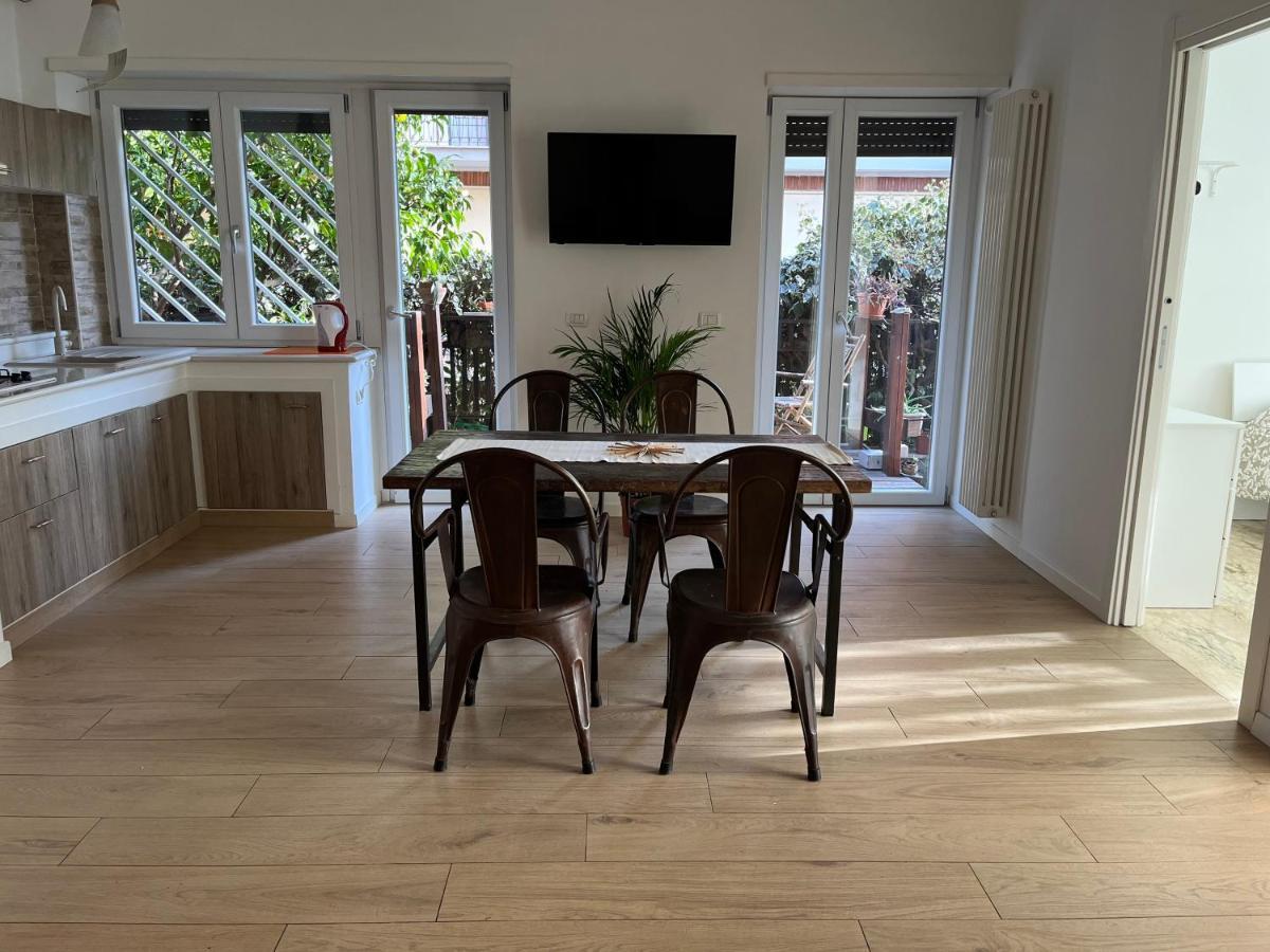 Acquedotti With Garden Apartment