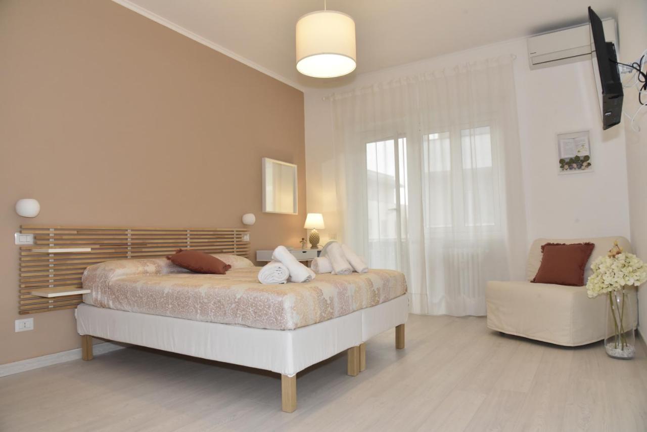 Nathanaele House Via Tuscolana * Rome