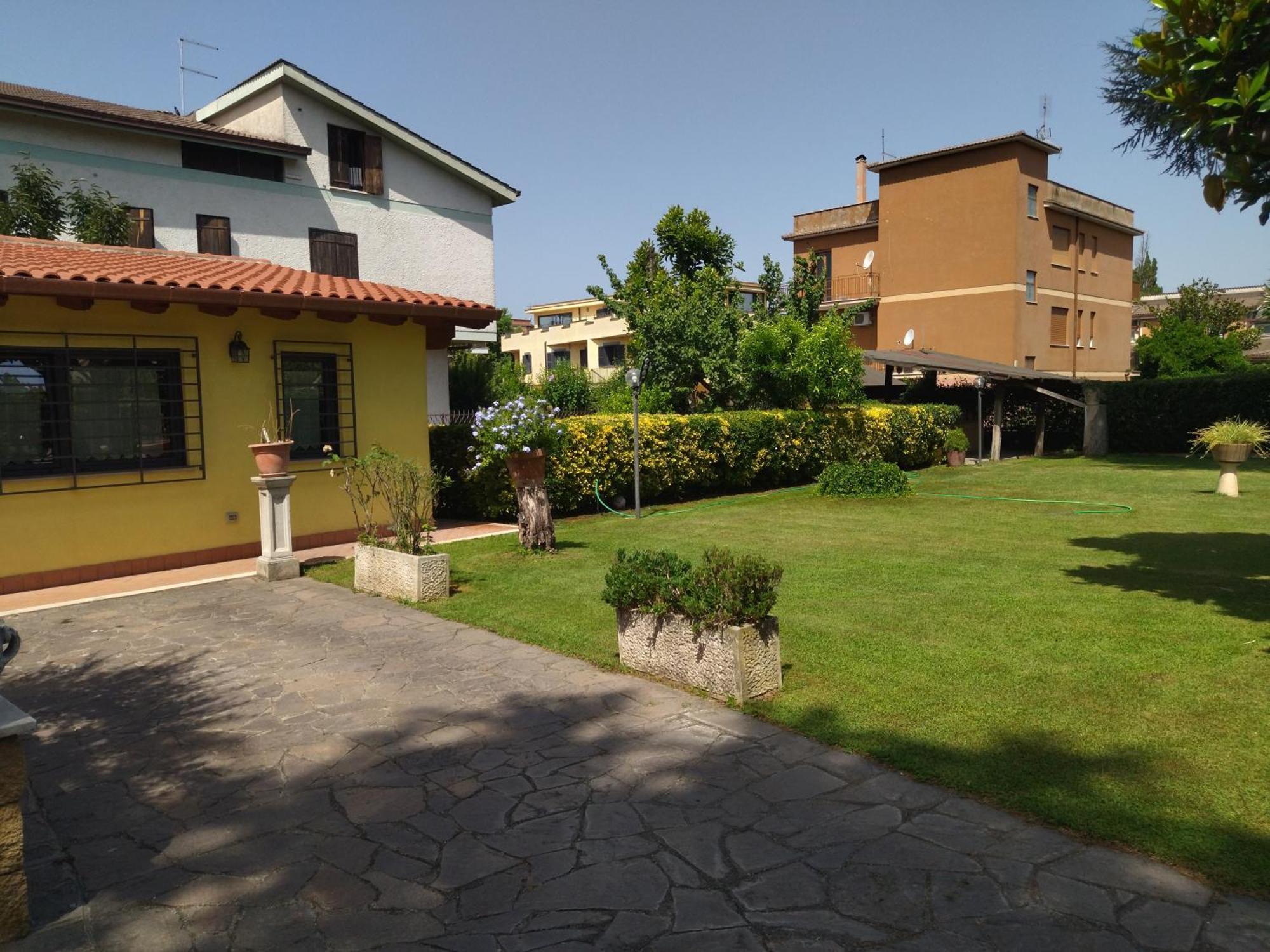 Lochaletcivico46 * Rome