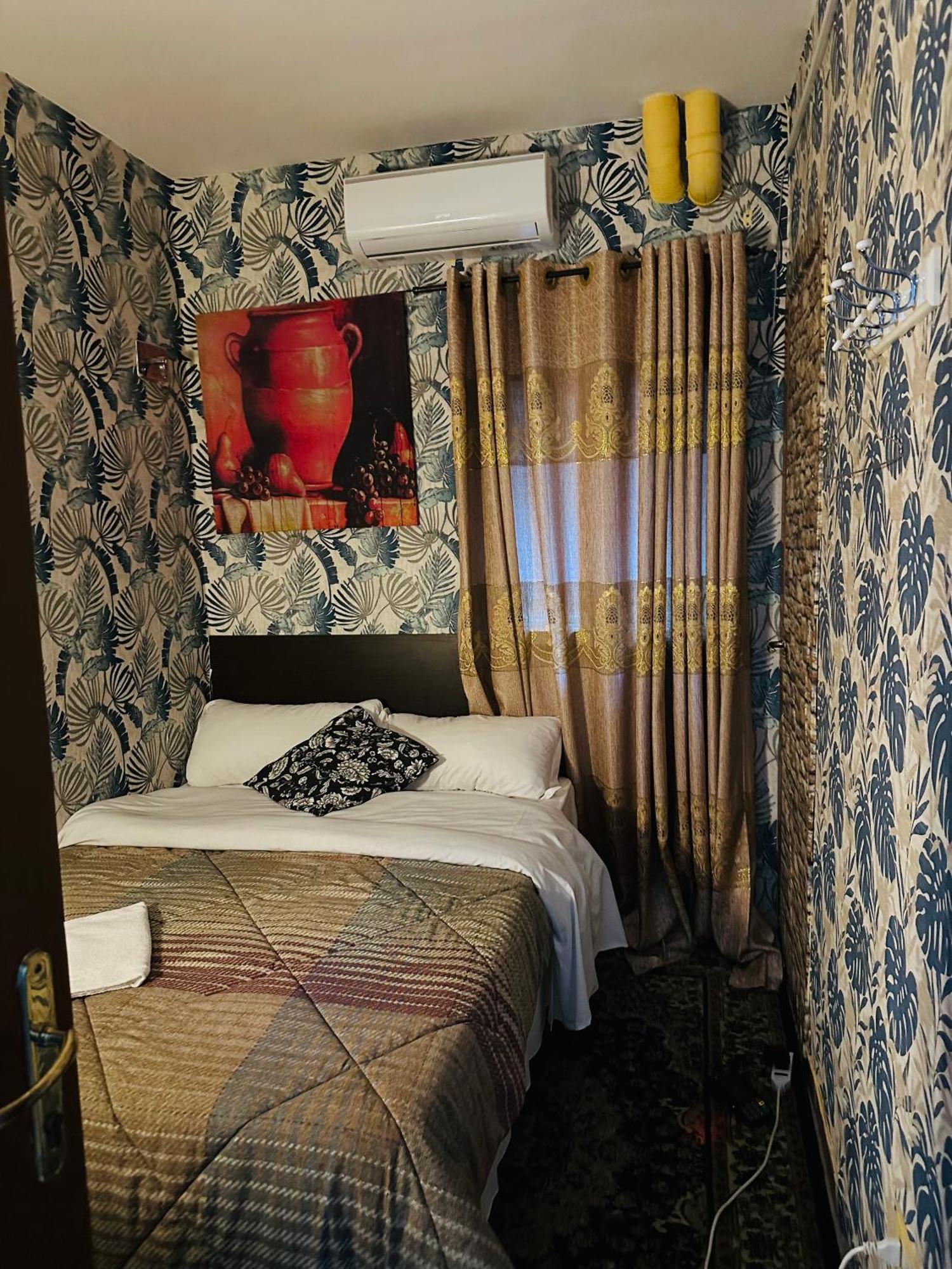 Maison d'hôtes Magenta House