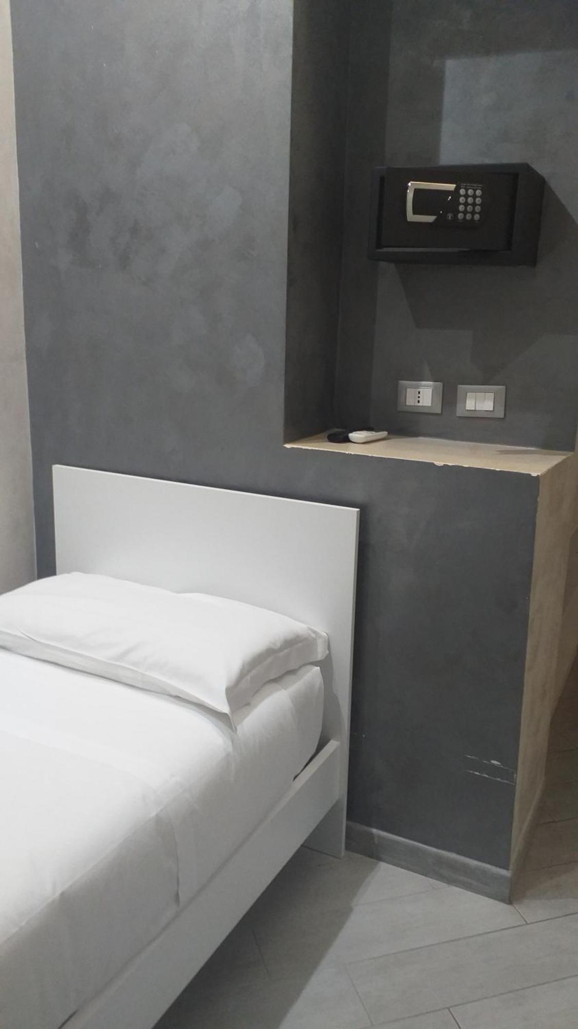 Frattina Grand 3* Rome
