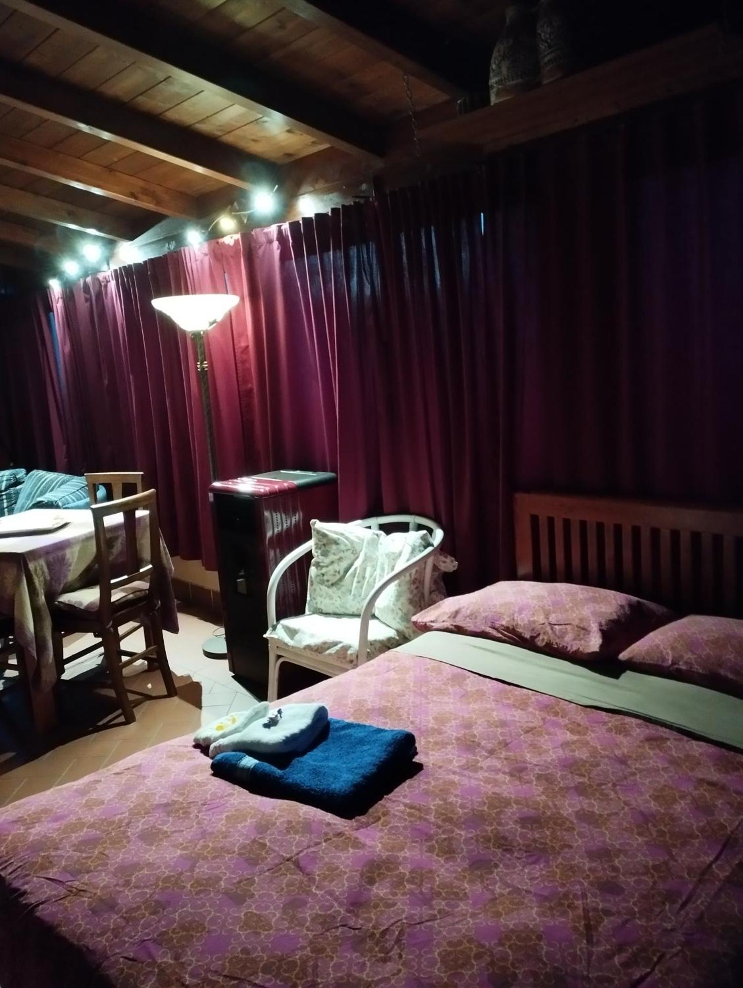 Elena House Homestay *