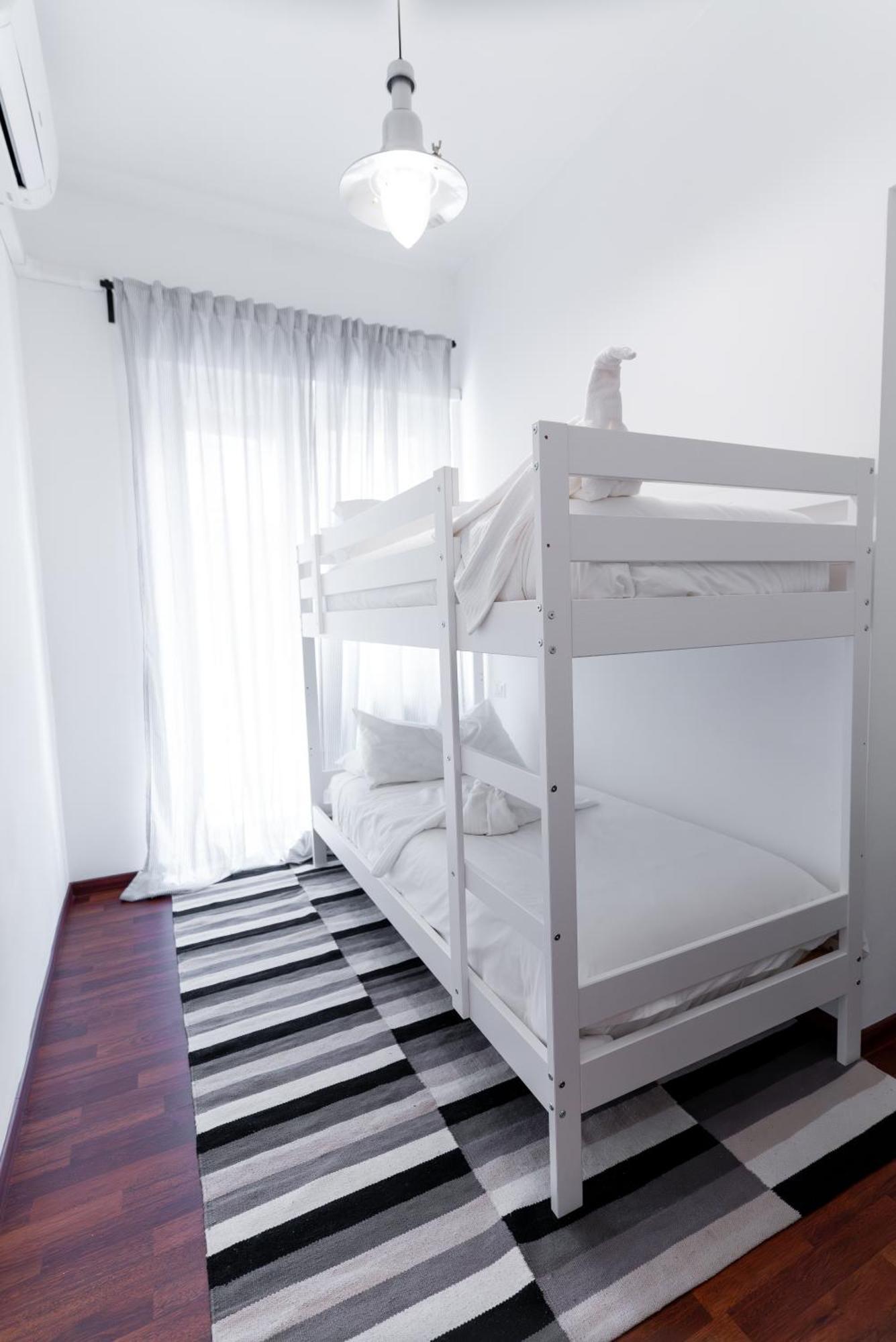 Feeling At Appartement *