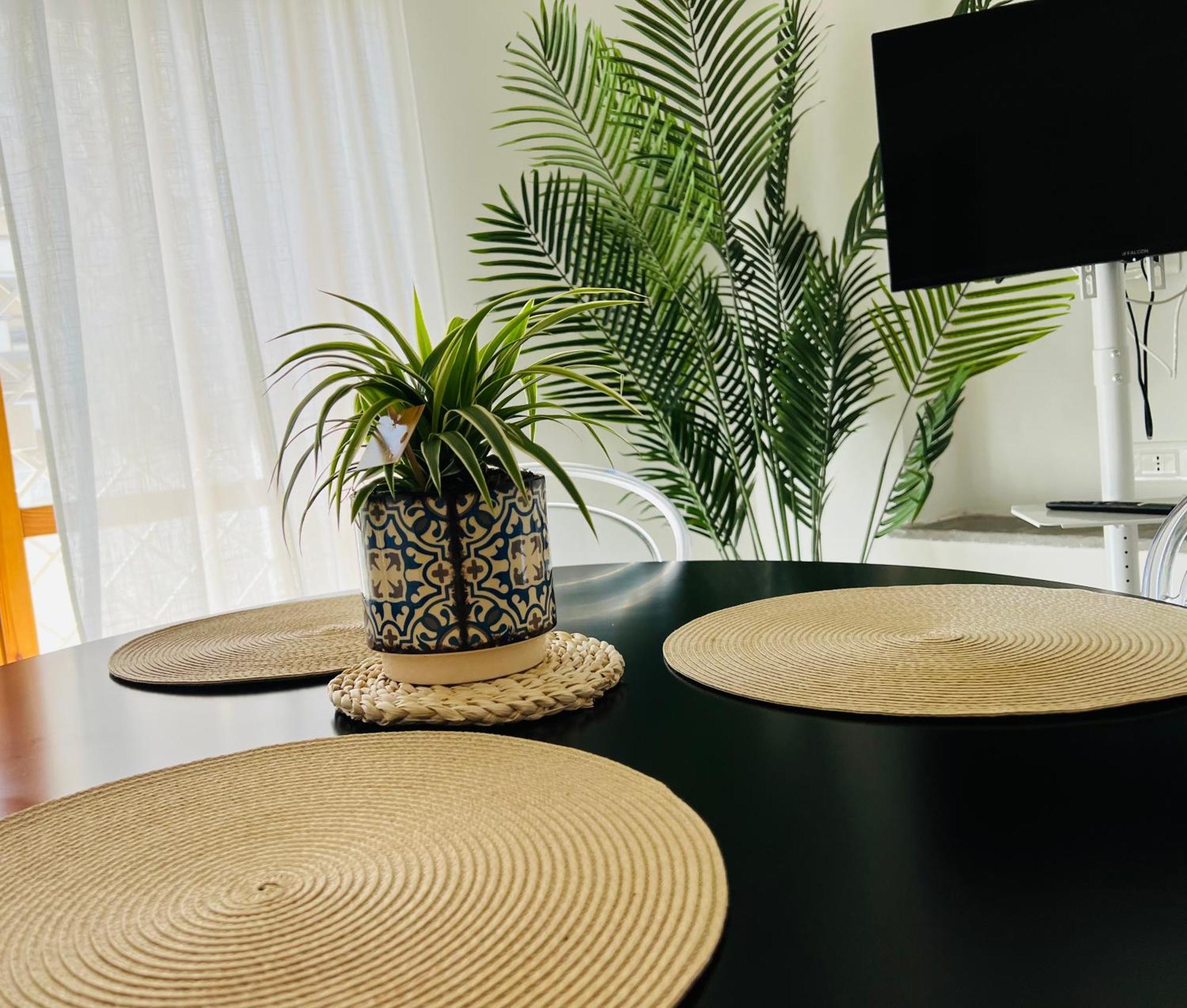 Appartement Monolocale Eur *