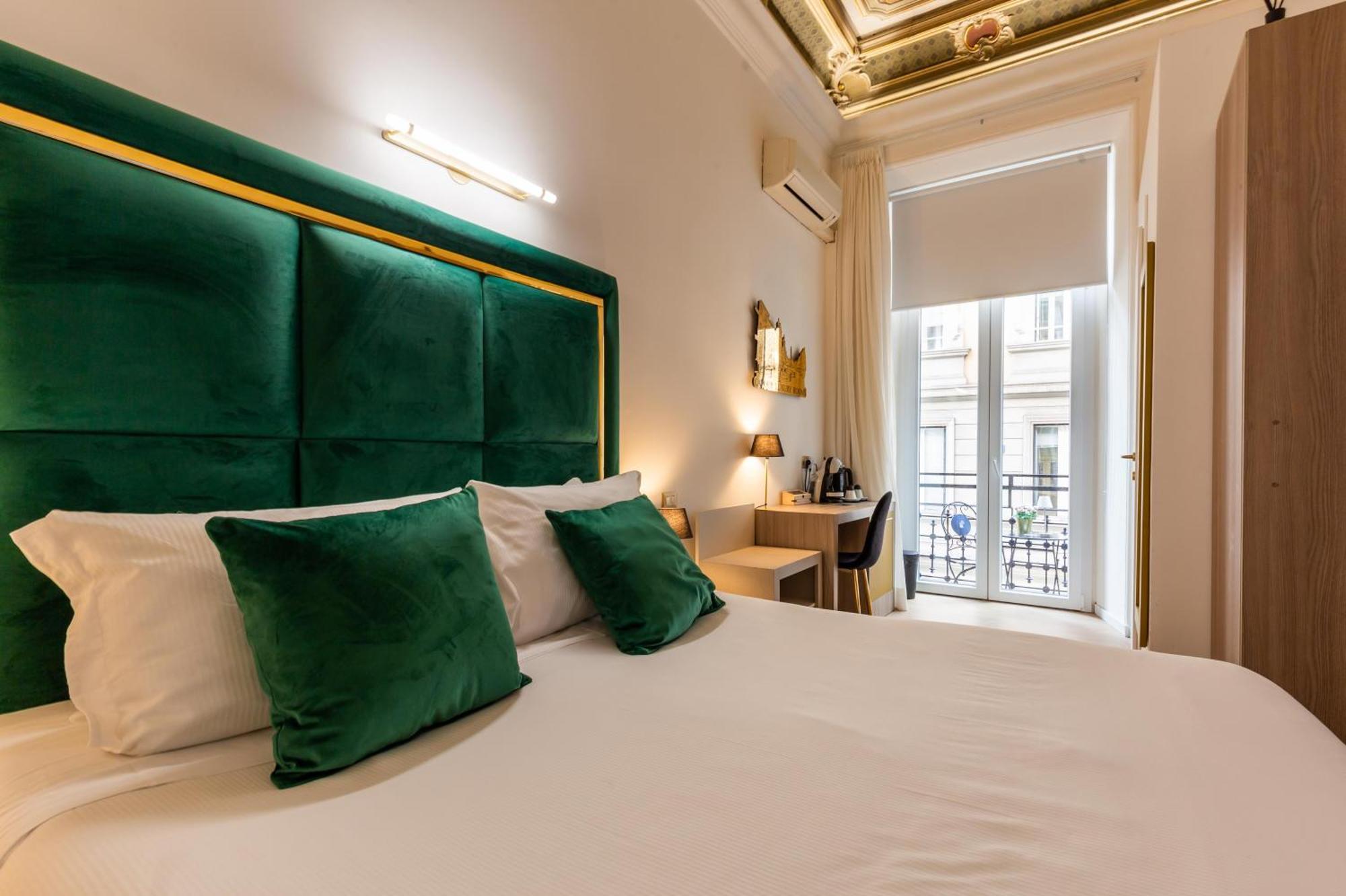 Cavour Luxury - Lr Collection Guest house *