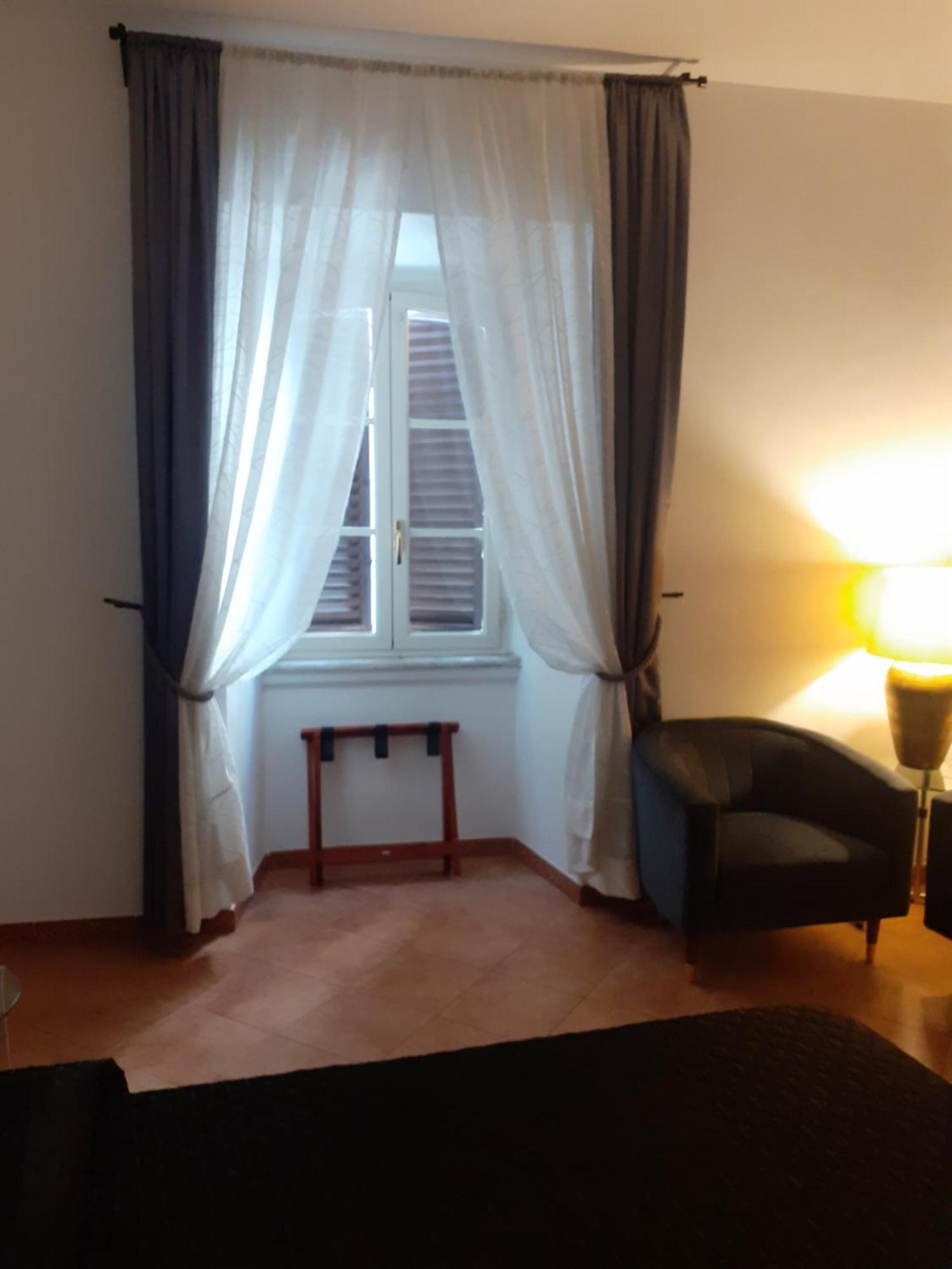Interno 2