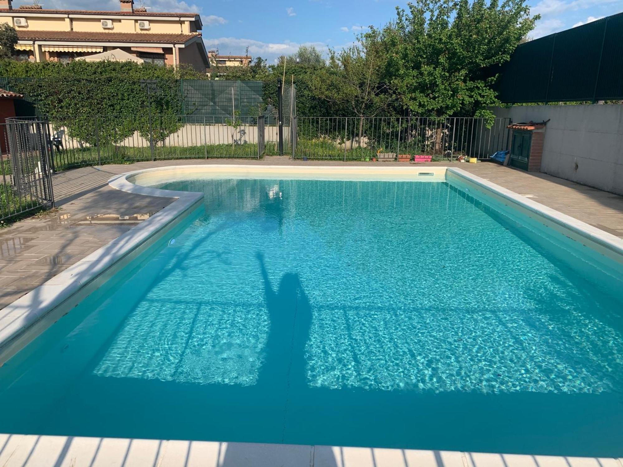 Est Villa