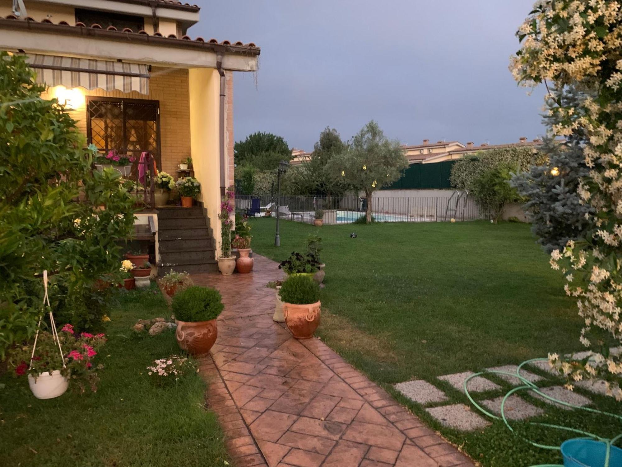 Villa Est *