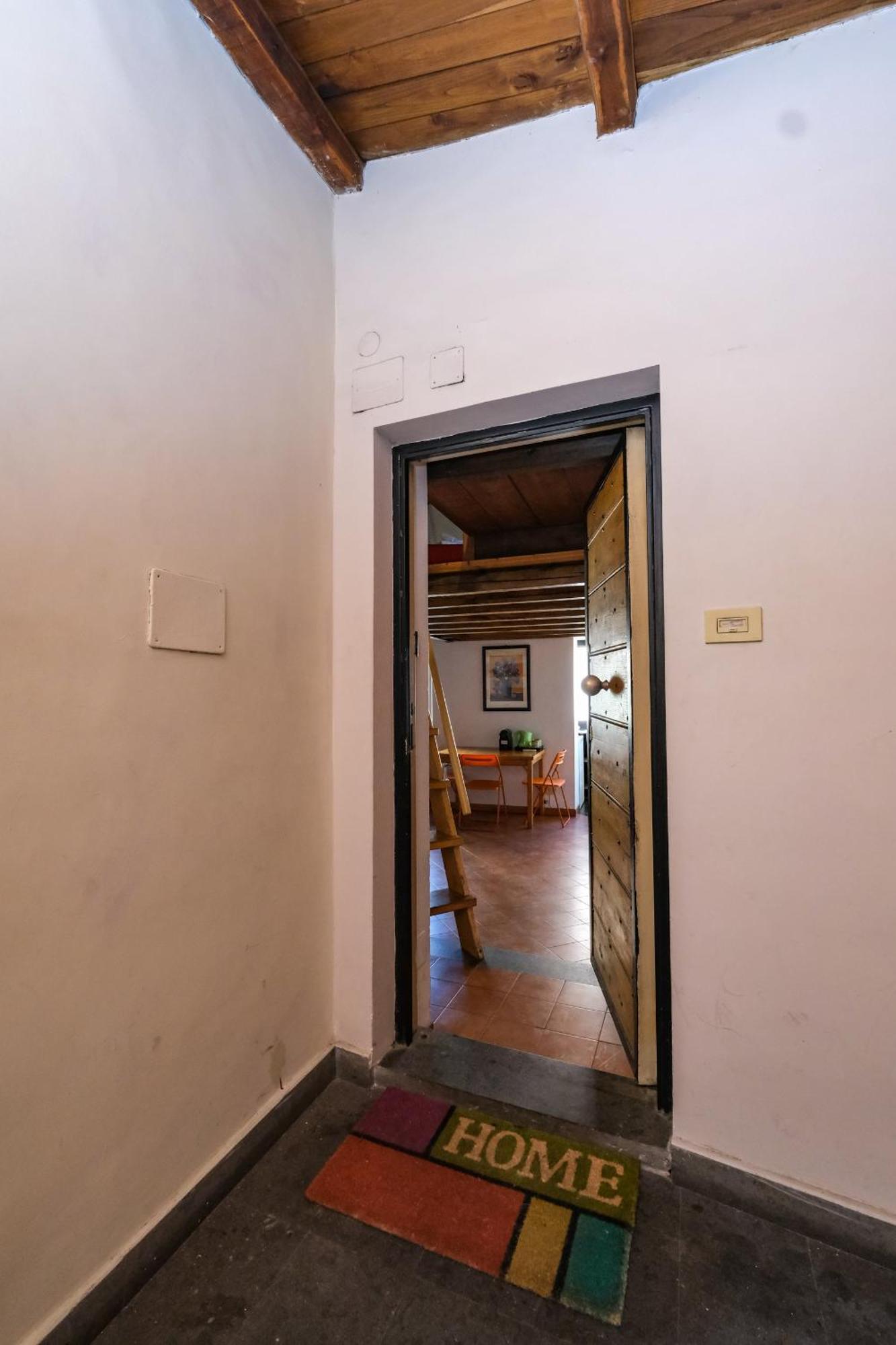 Apartment Trastevere Characteristic *