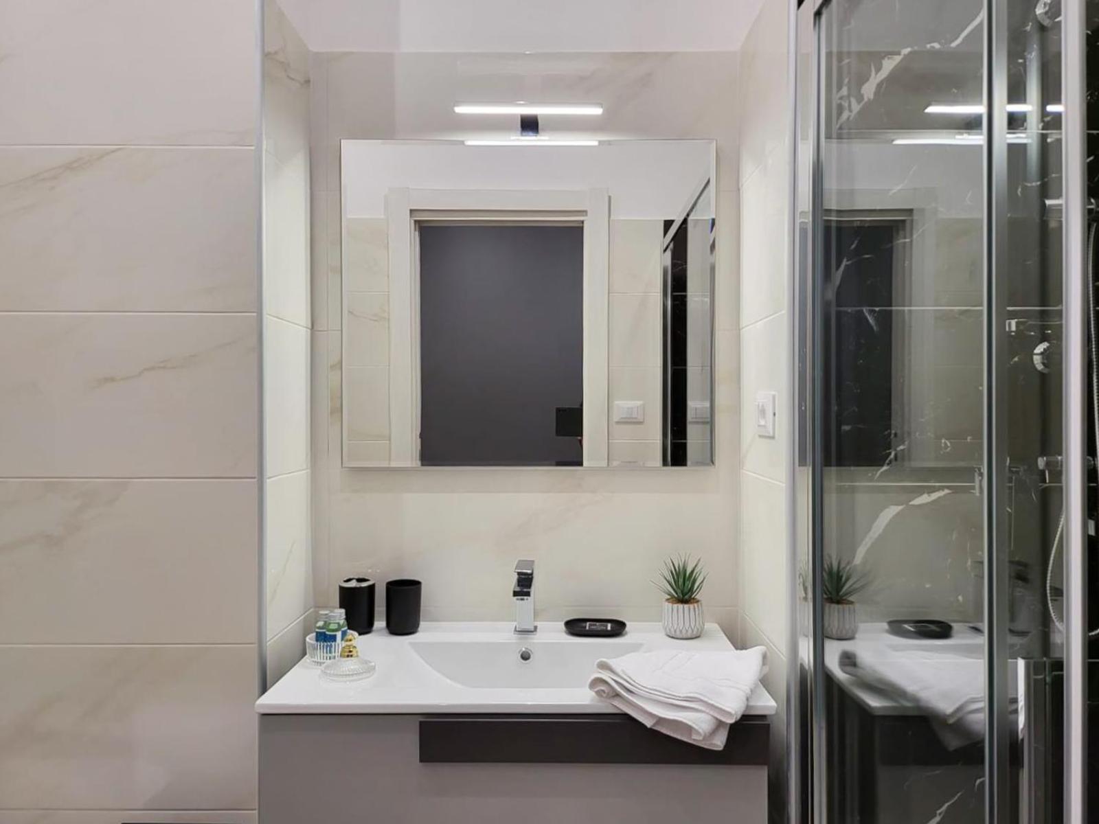 Trastevere Exclusive Three Bedroom - Collection *