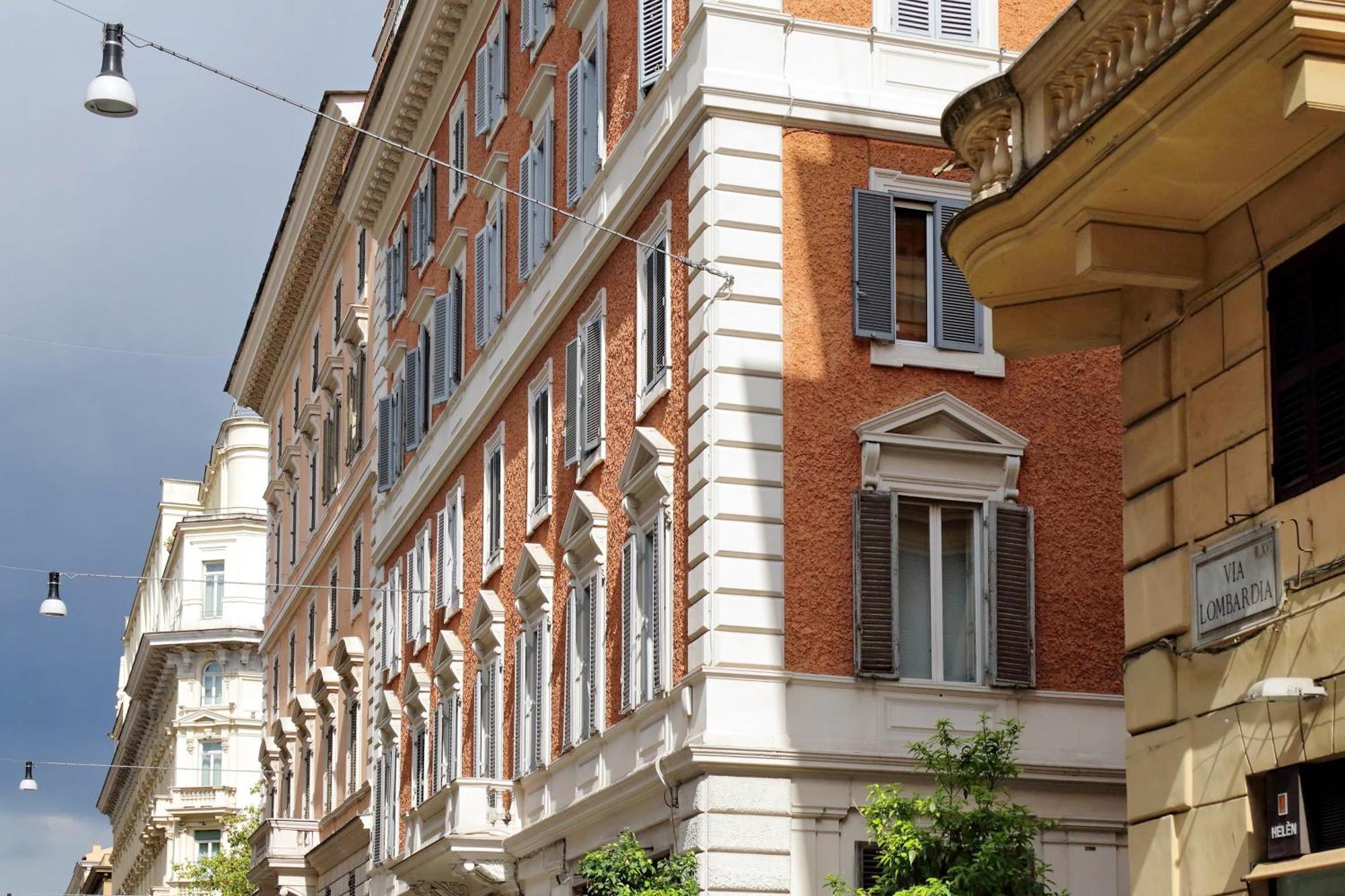 Spanish Gold Edition Apartment Rome