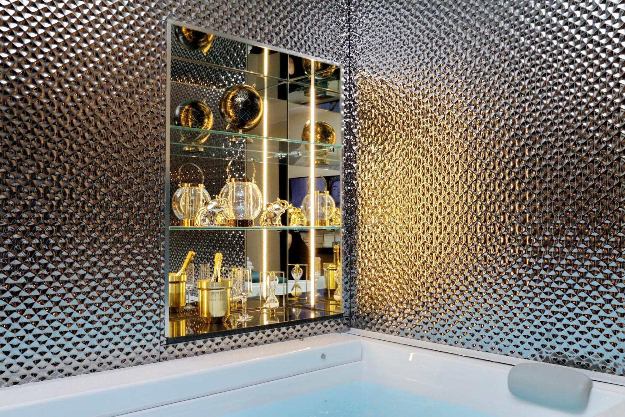 Apartment Spanish Gold Edition *