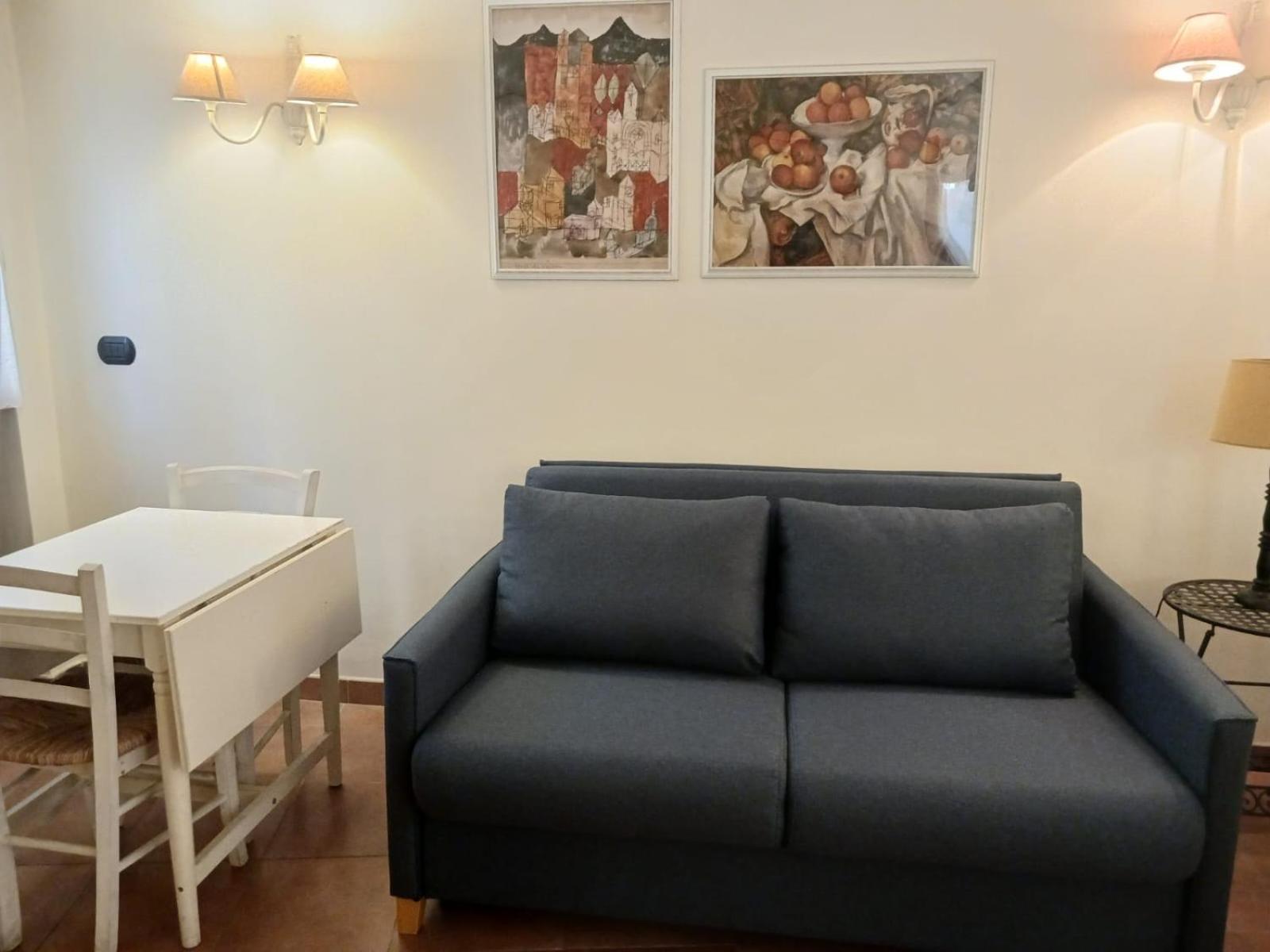 Apartment Lux Piramide Rome