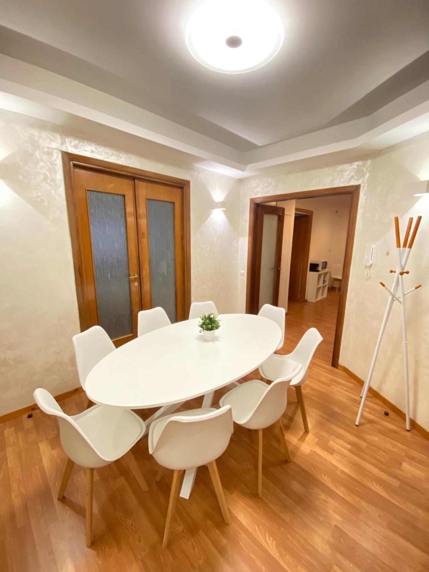 Apartamento Casa Relax 120 Mq Con Terrazza E Metro Roma