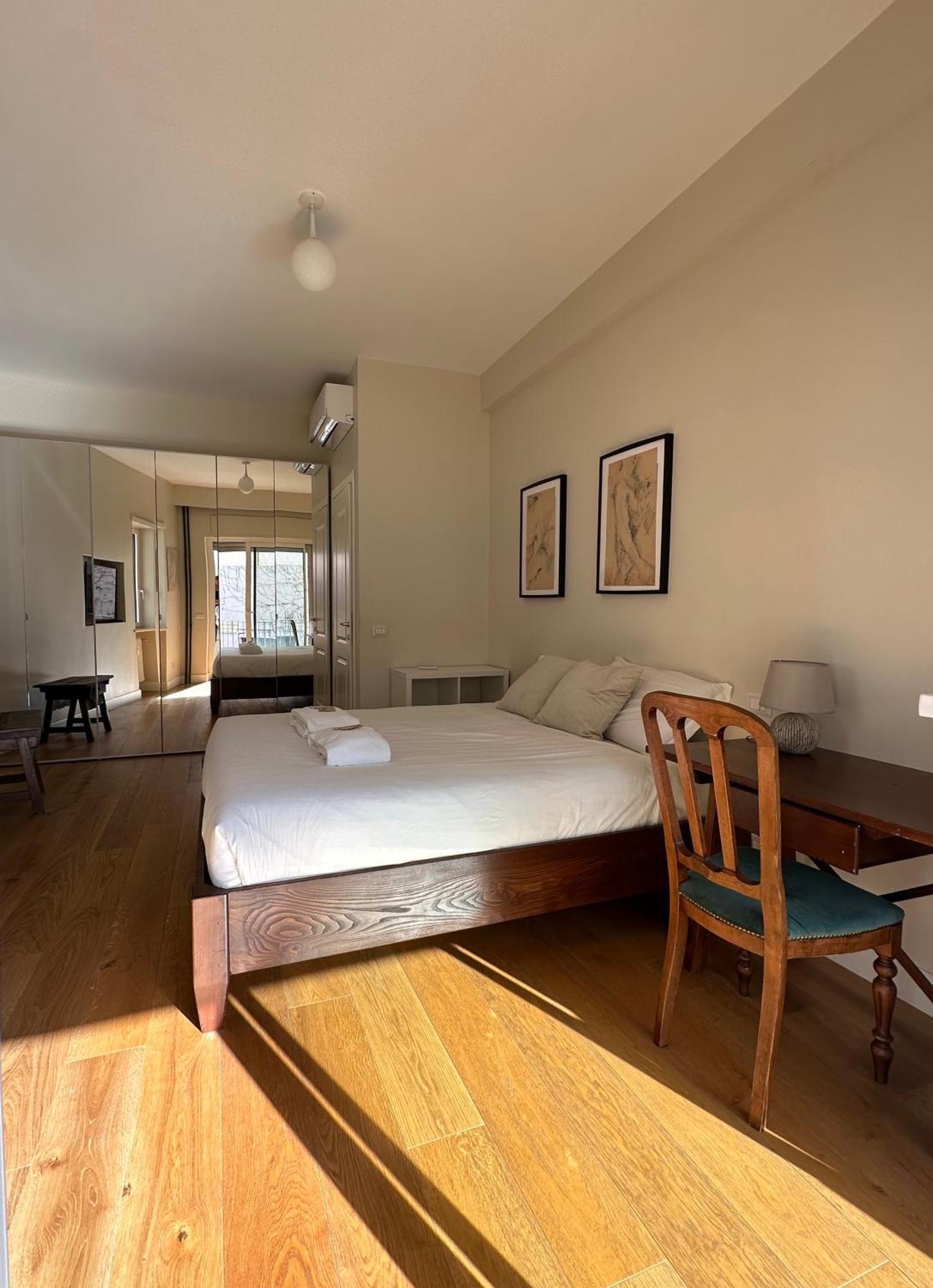 La Dolce Vita - Stylish Flat In Trastevere 100 Sqm Rome