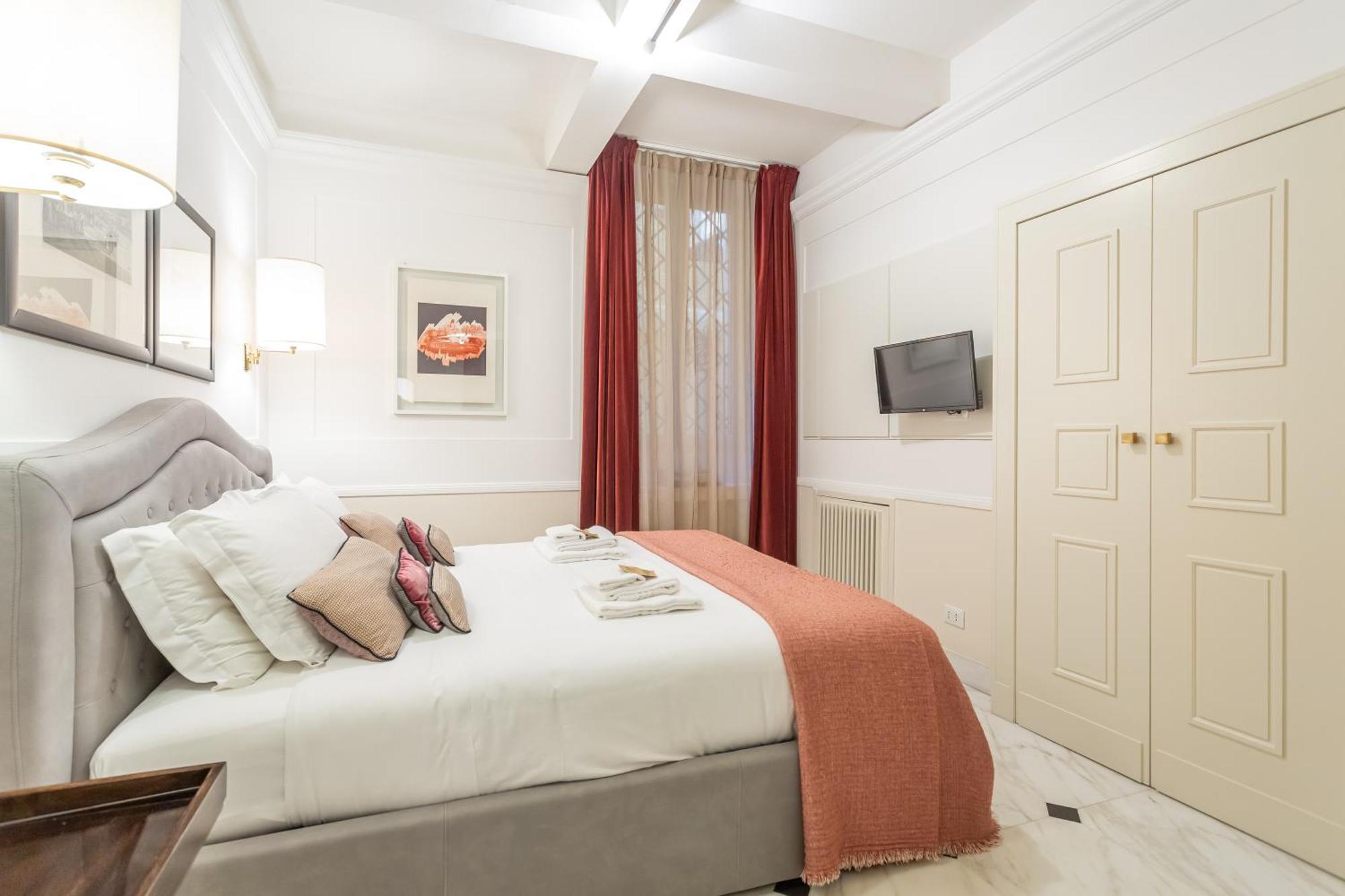 Stylish Spanish Steps Retreat