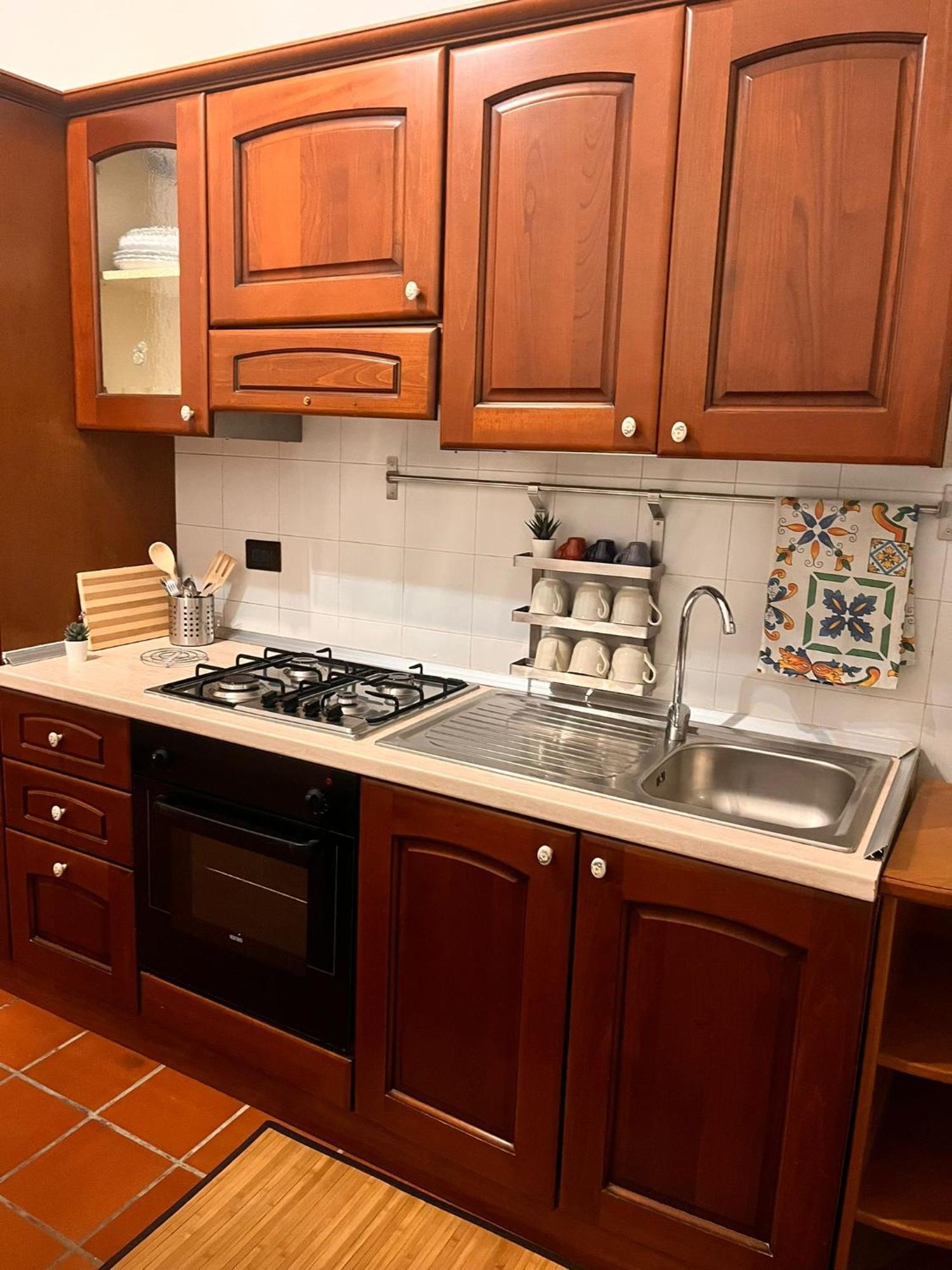 Monia Coliseum Apartment *