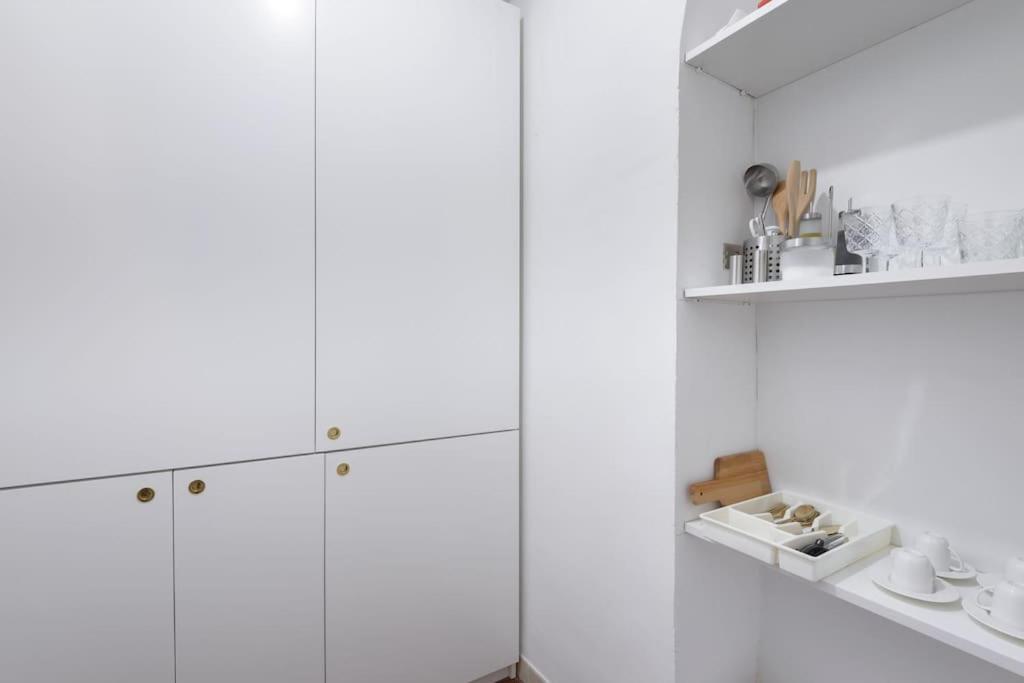 Discover The Pantheon From The Berardi Flat Appartement