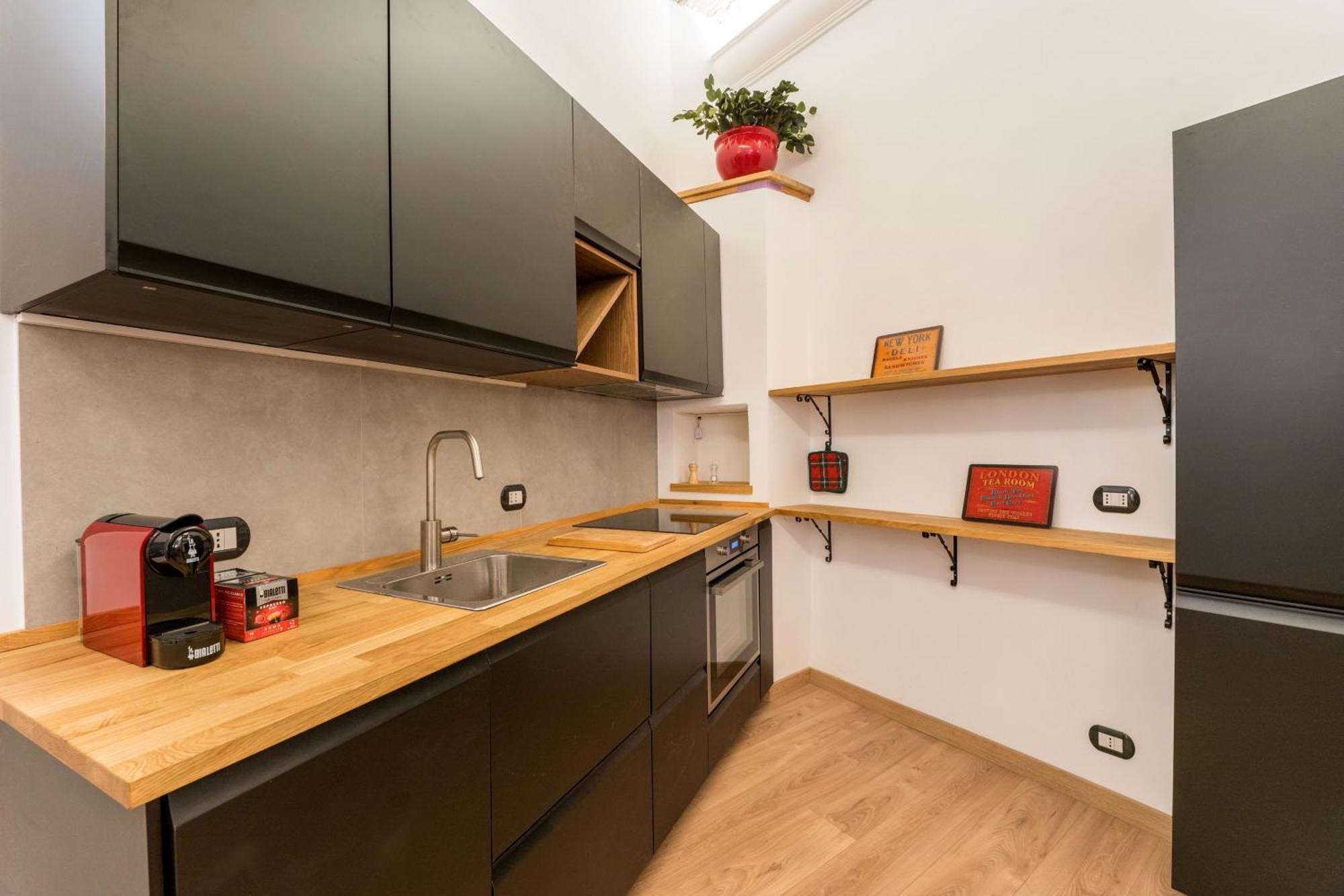Appartement Atelier Dello Statuto, A Few Steps From Colosseo *