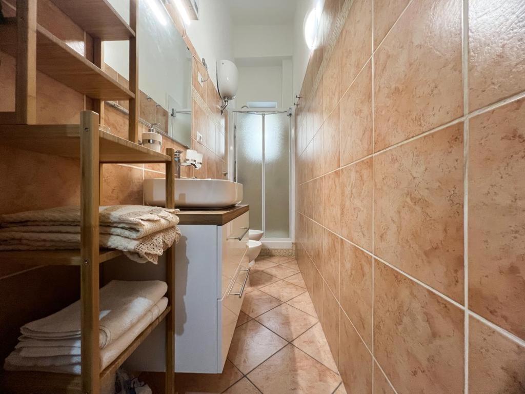 Apartment A Casa Di Ala Rome