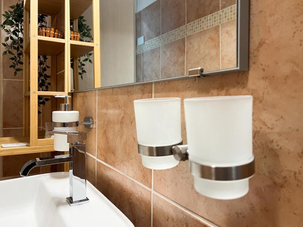 A Casa Di Ala Apartment