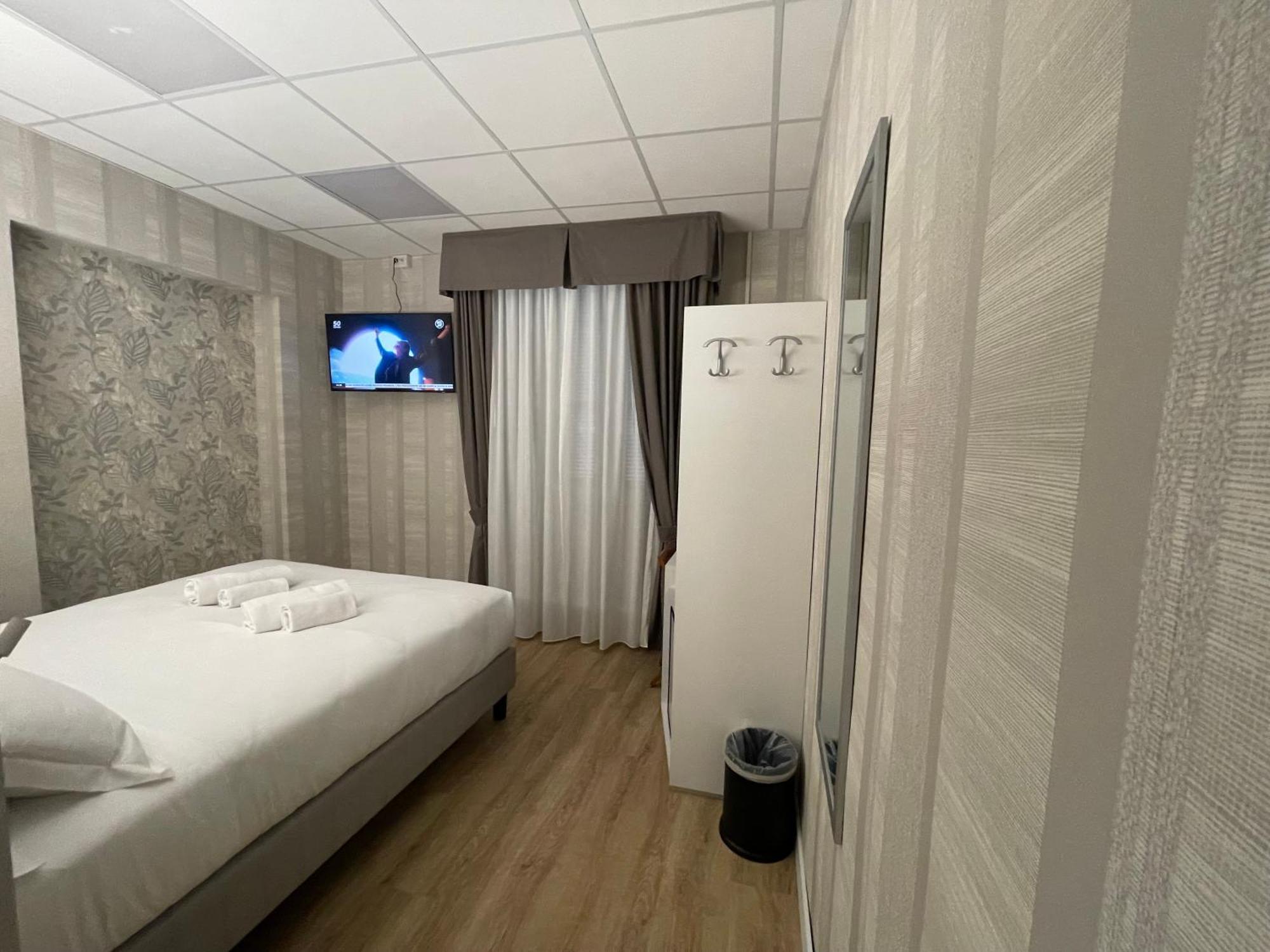 Rome's Gloria 2* Roma