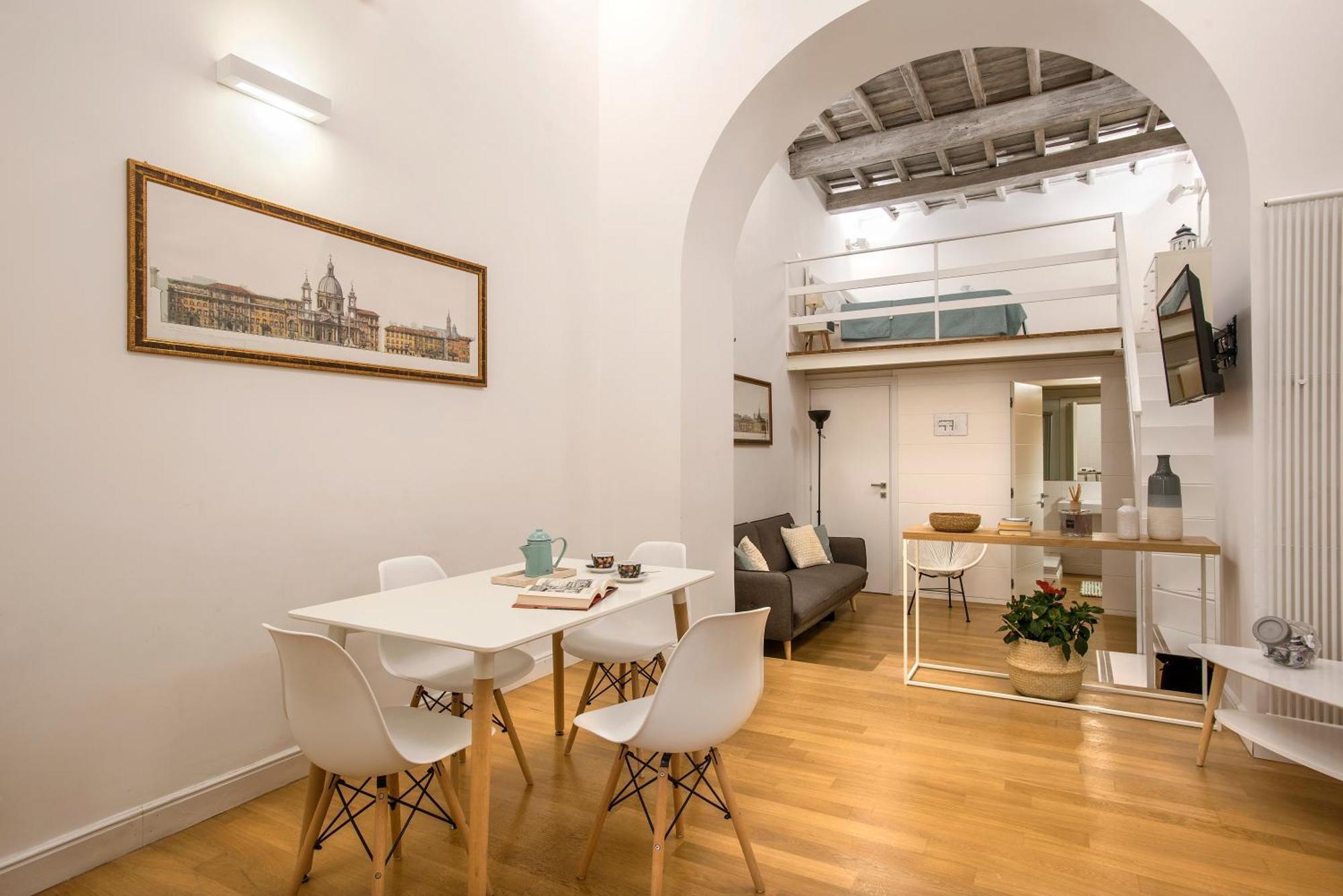 Holidays Teatro Pace Appartamento Roma