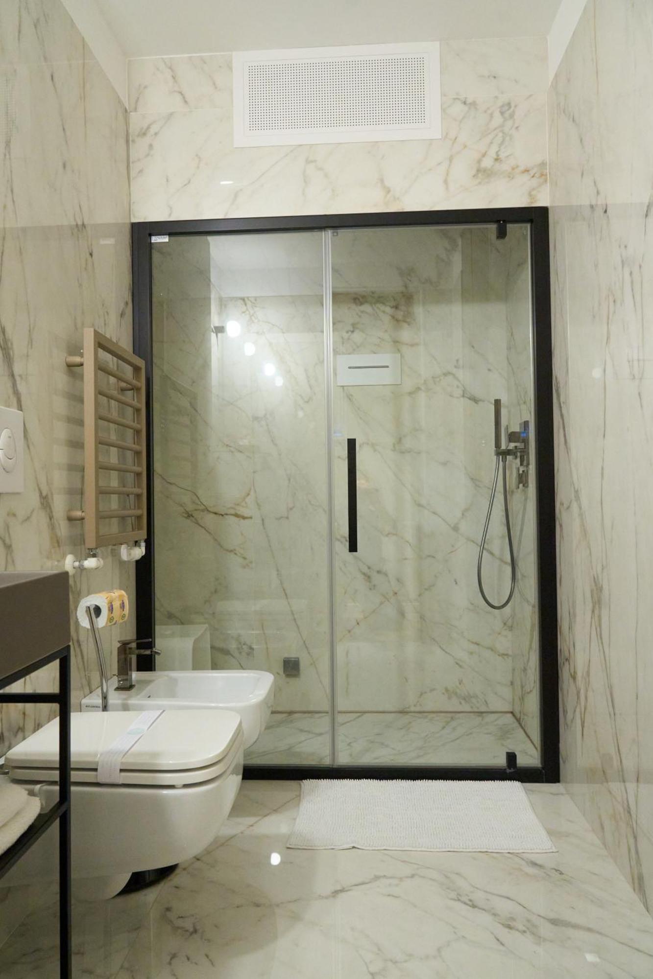 Trastevere Boutique With Gym And Steam Shower Apartment