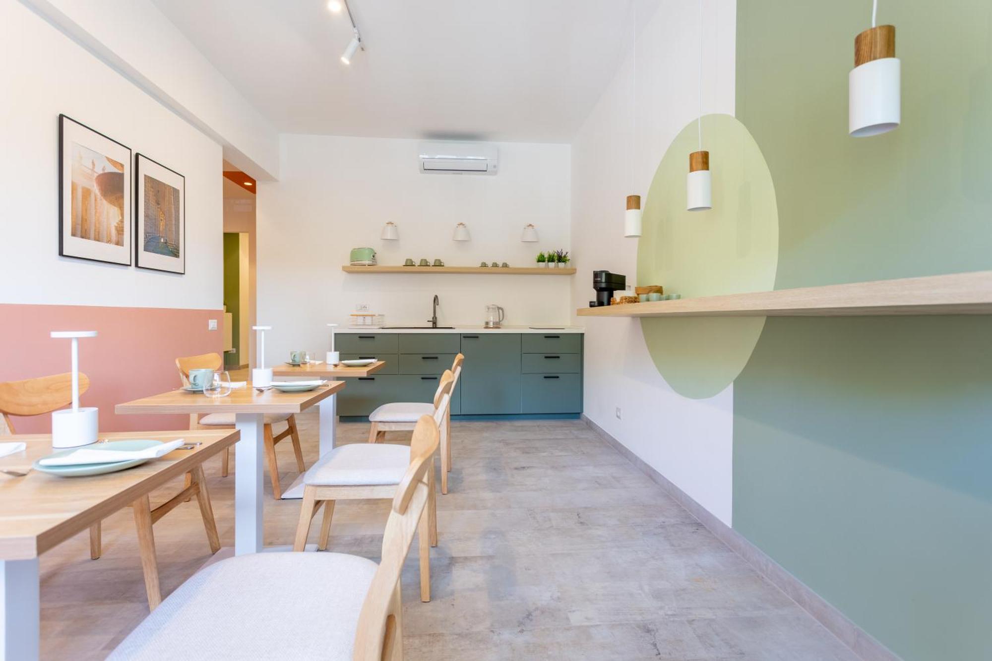 633 Appia Design Guest house