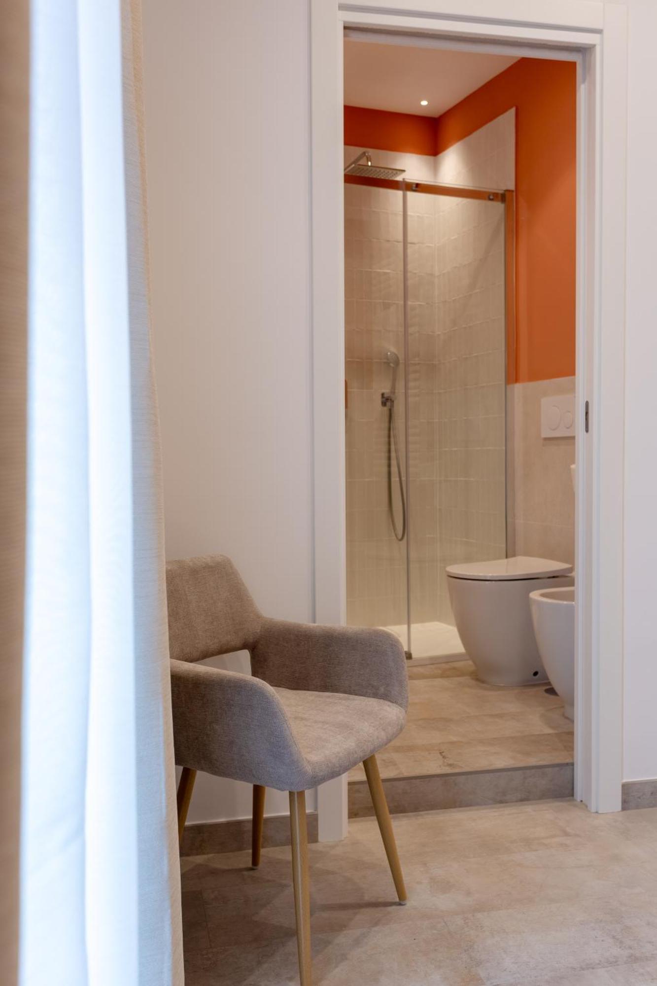 633 Appia Design * Rome