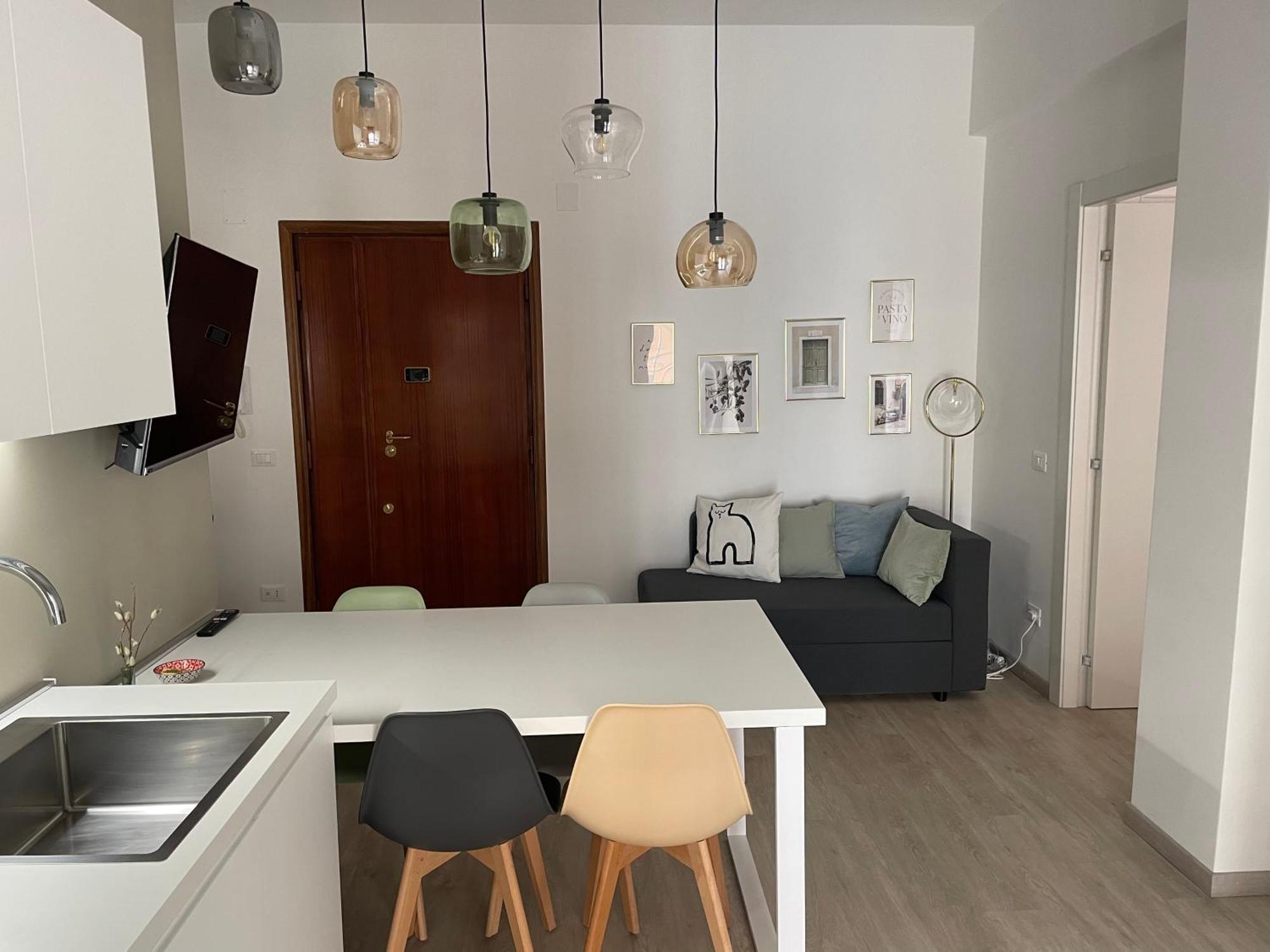 Cozy Close To The Center Apartment