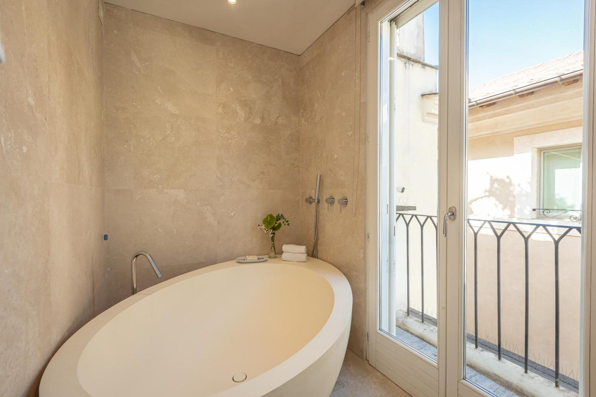 Amazing 3 Levels Penthouse Piazza Venezia Apartment *