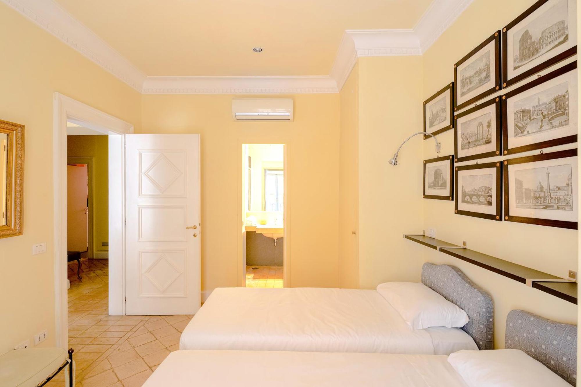 Apartment Passeggiata Di Ripetta Private Apartment