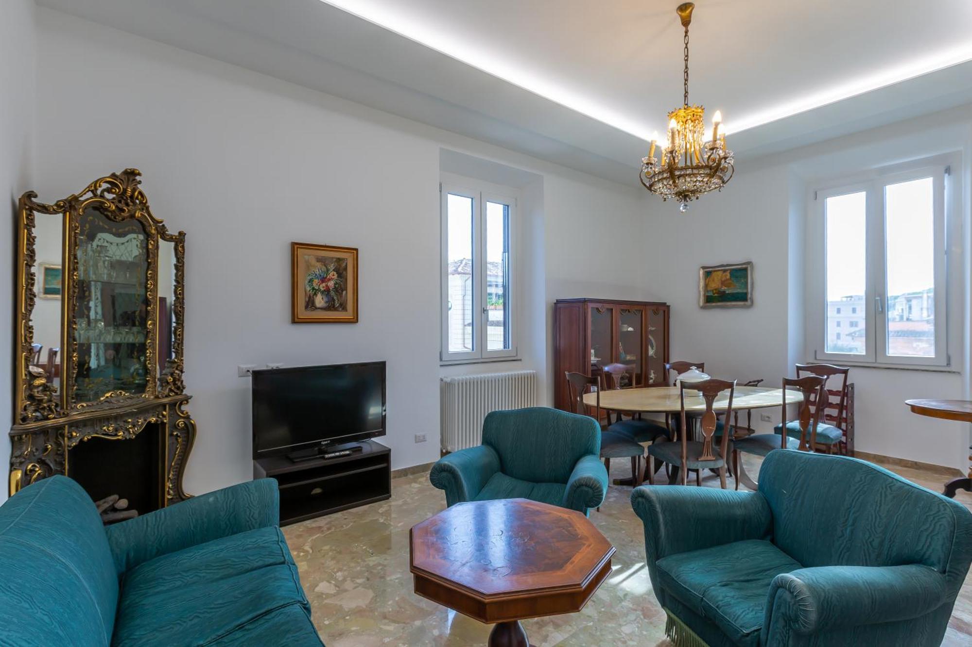 Aqua Claudia And Anio Novus Apartment *