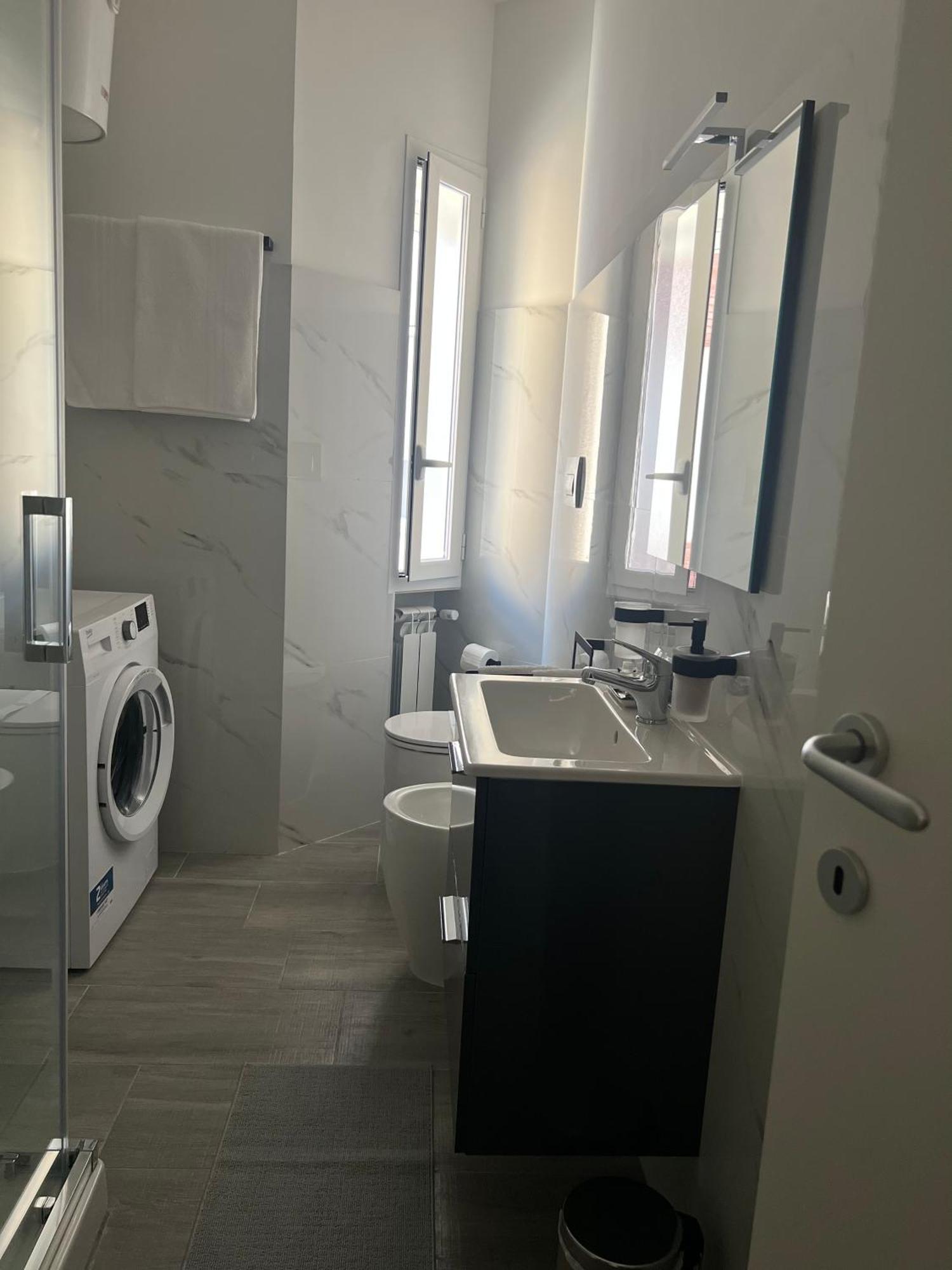 Tiburtina Flam Appartement *
