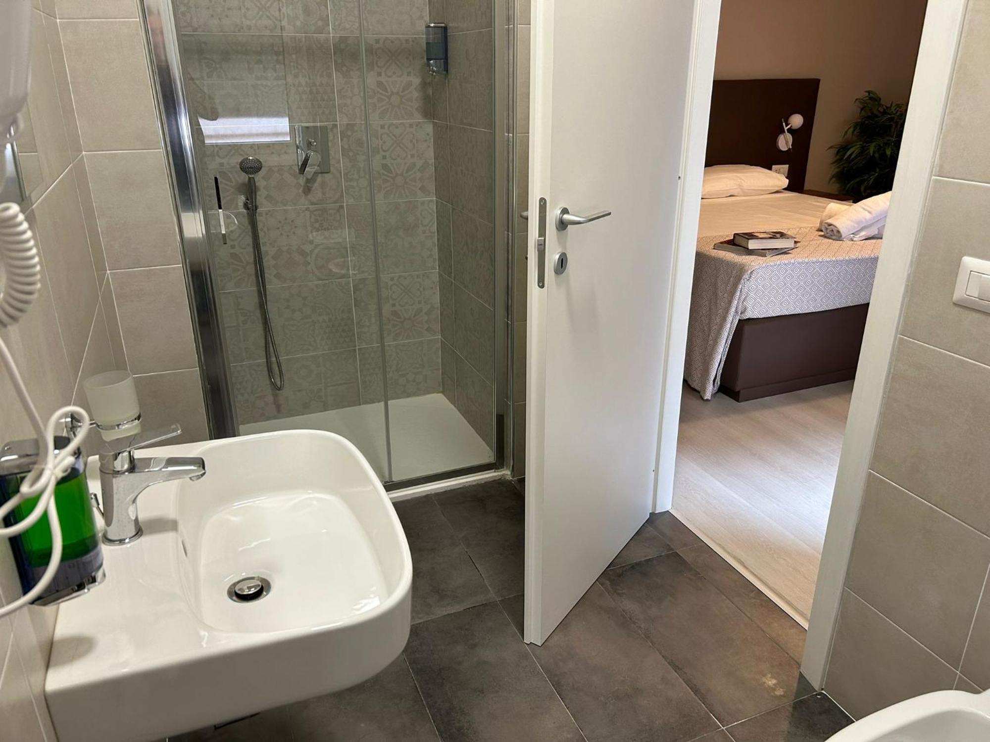 Angeli Guest house