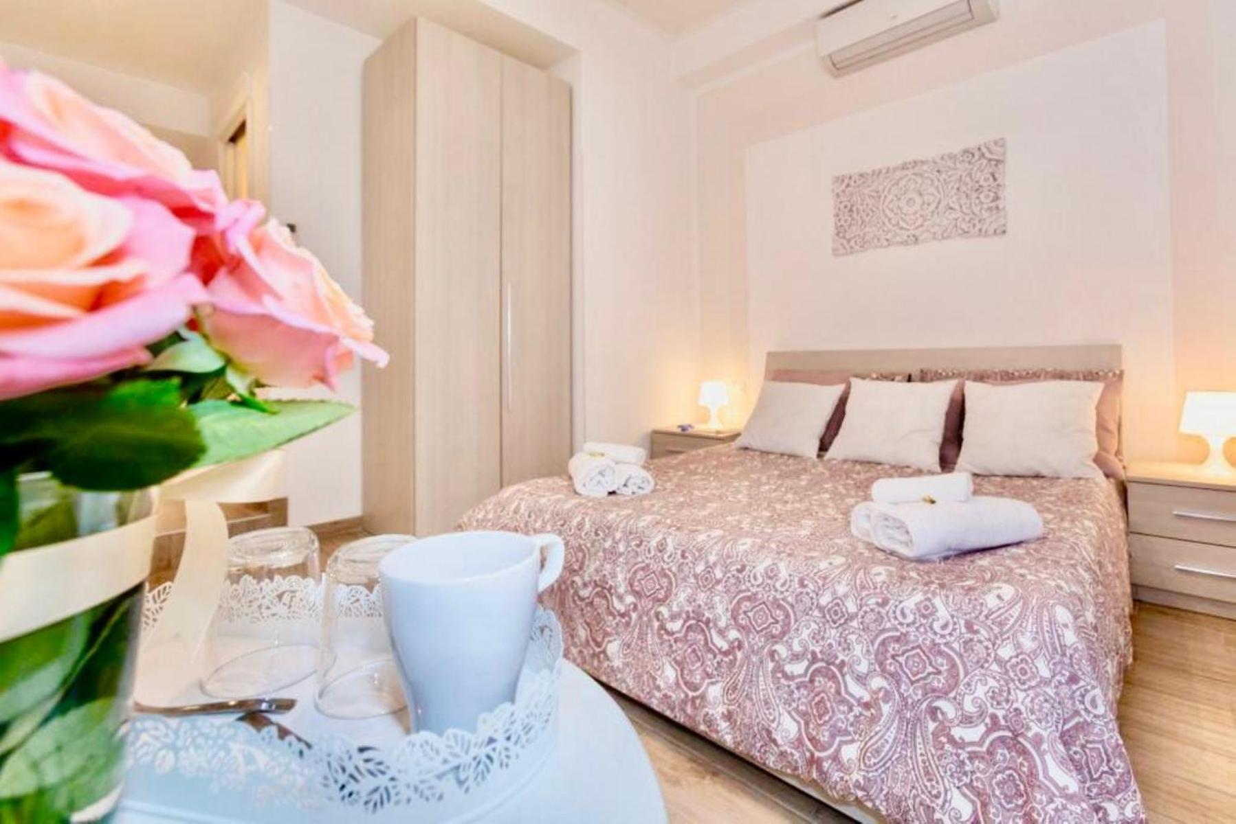 Lovely Nights - Luxury Guest house *