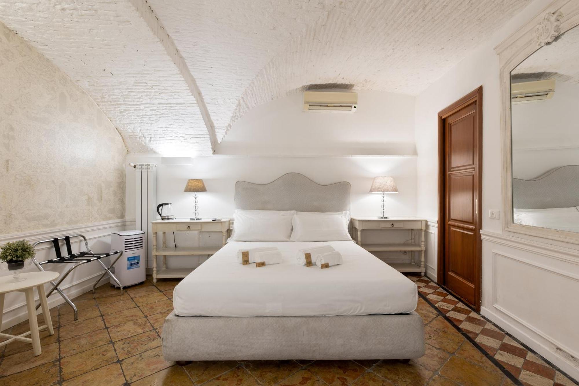 Domus 14 Bed & Breakfast
