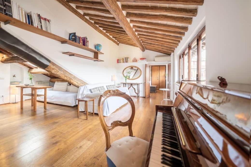 Pantheon Charming Penthouse Rome