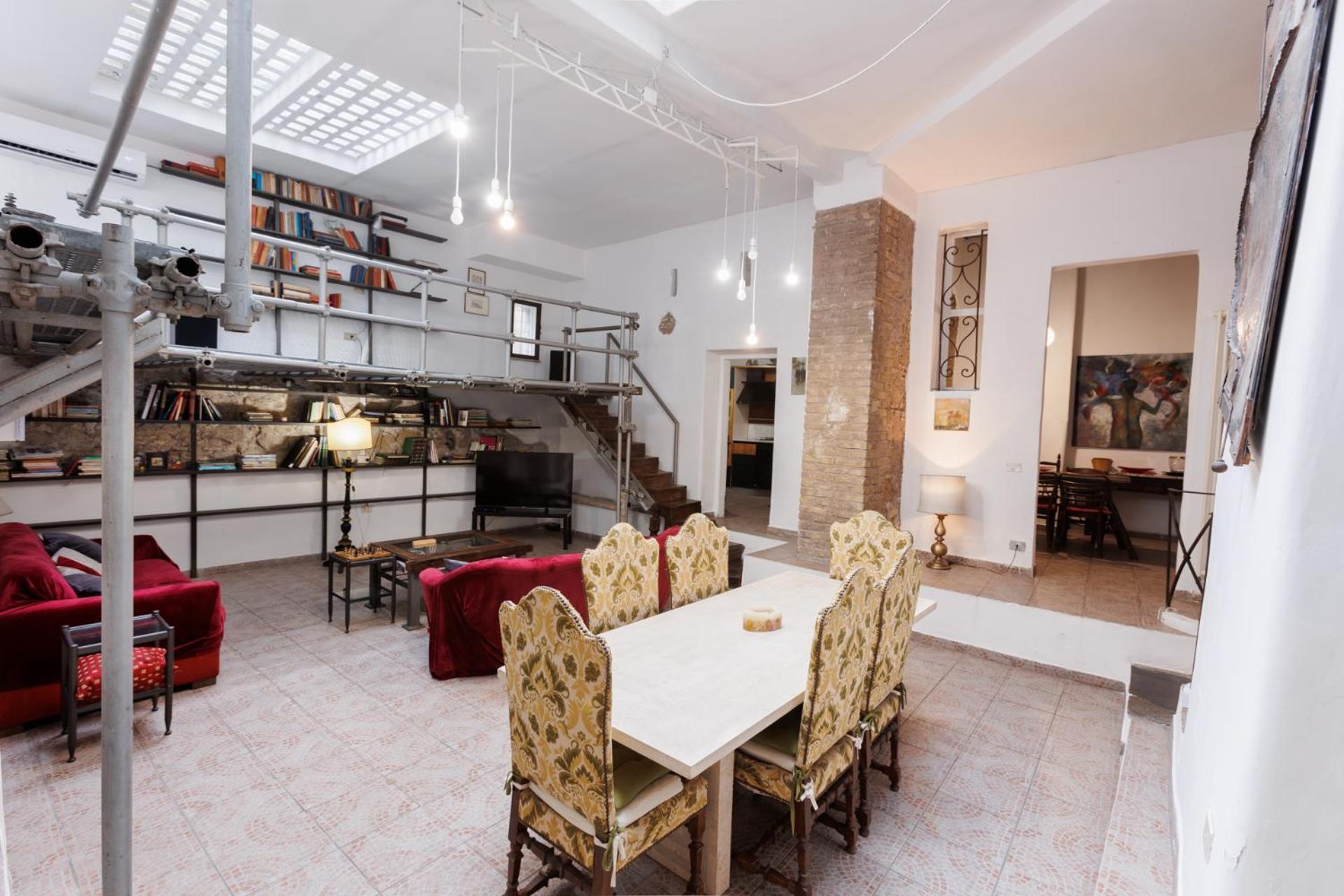Navona Glamour Apartment *
