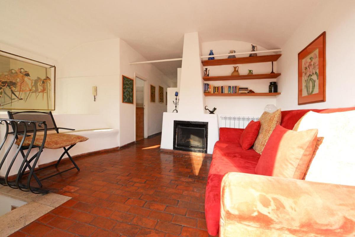 Trilussa Terrace Penthouse Apartment Rome