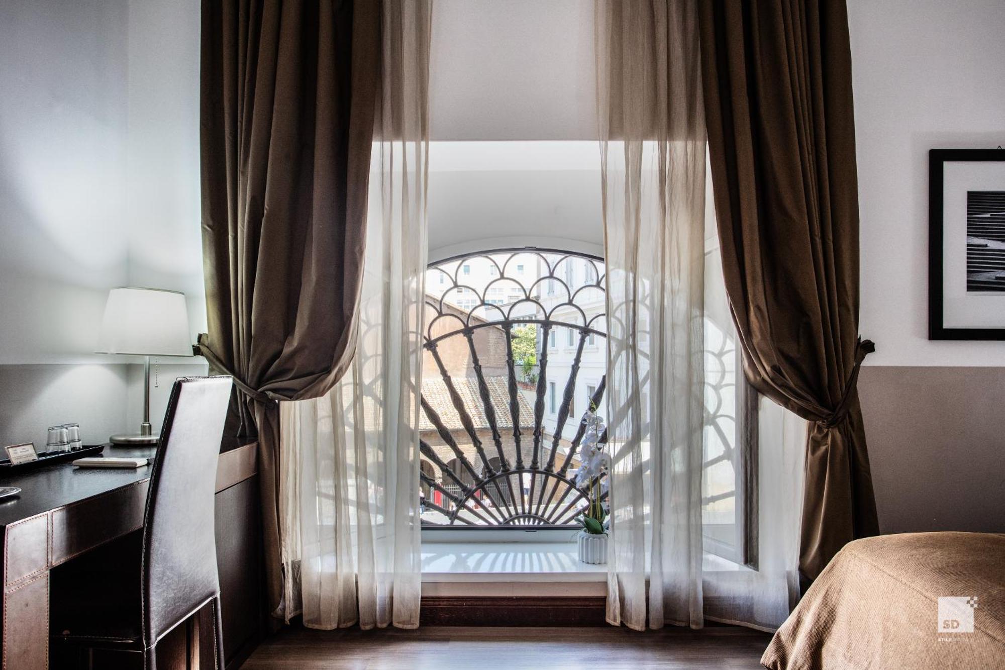 Boutique Nazionale Hotel 3*