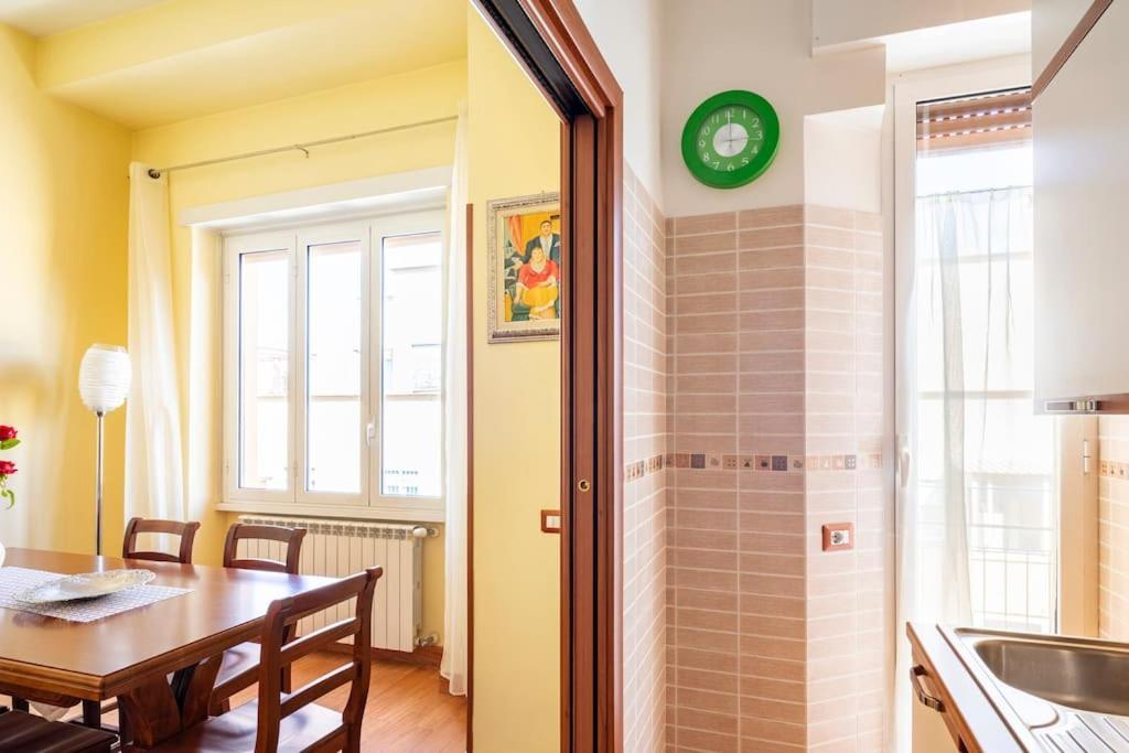 Casa Angelina Con 3 Da Letto Apartment Rome