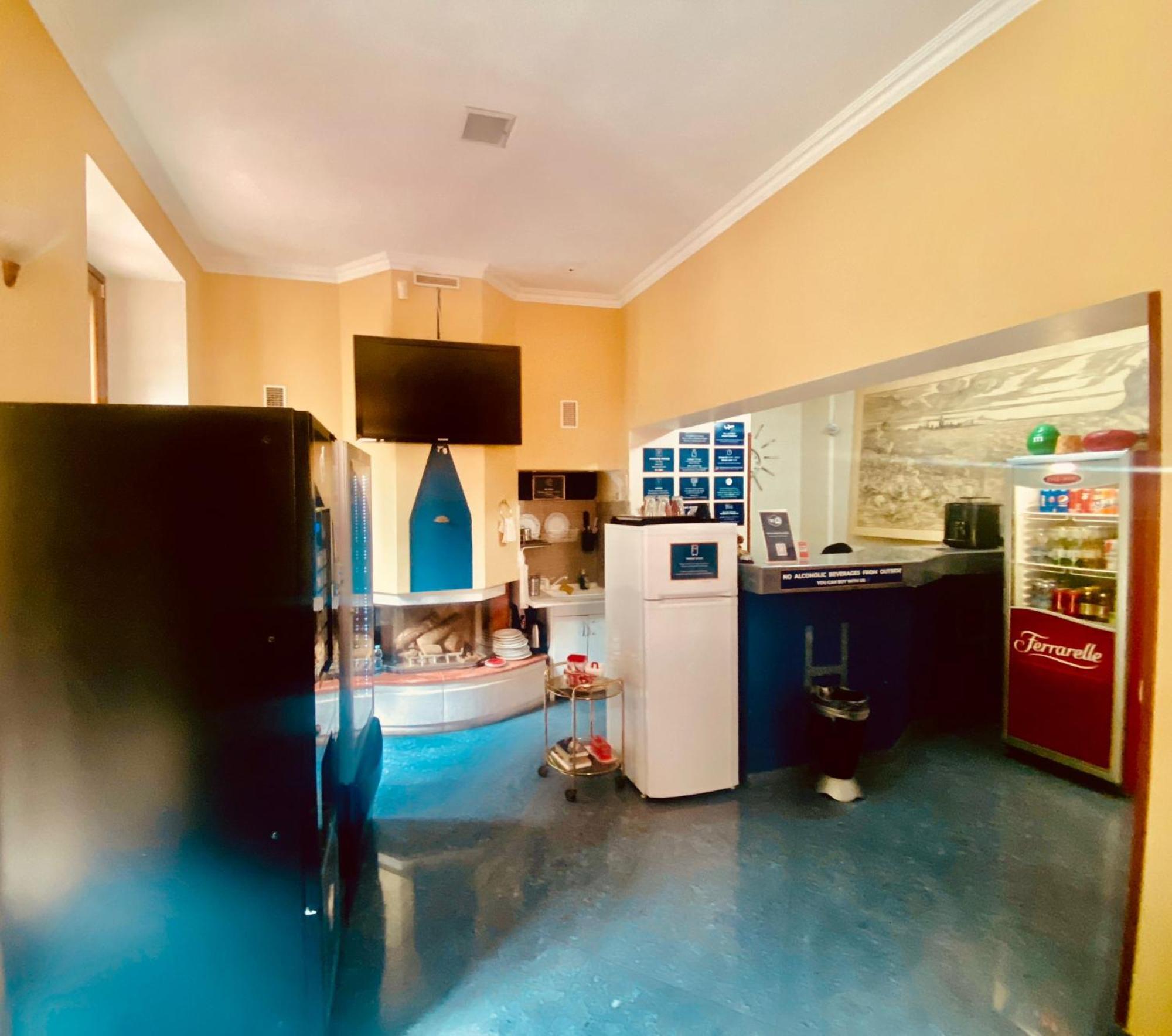 Luzzatti Hostel Rome