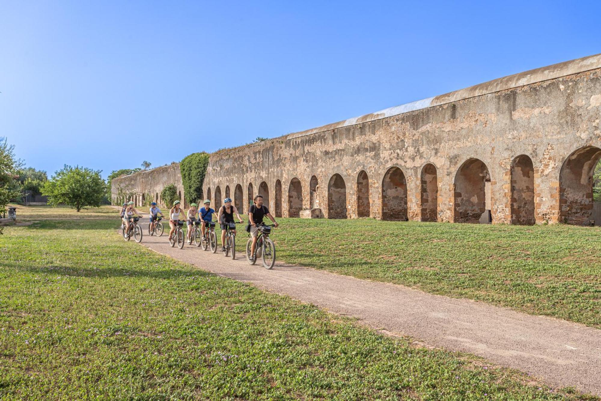 Pousada Bbhome Domus Aquae Inside Of Appia Antica Park