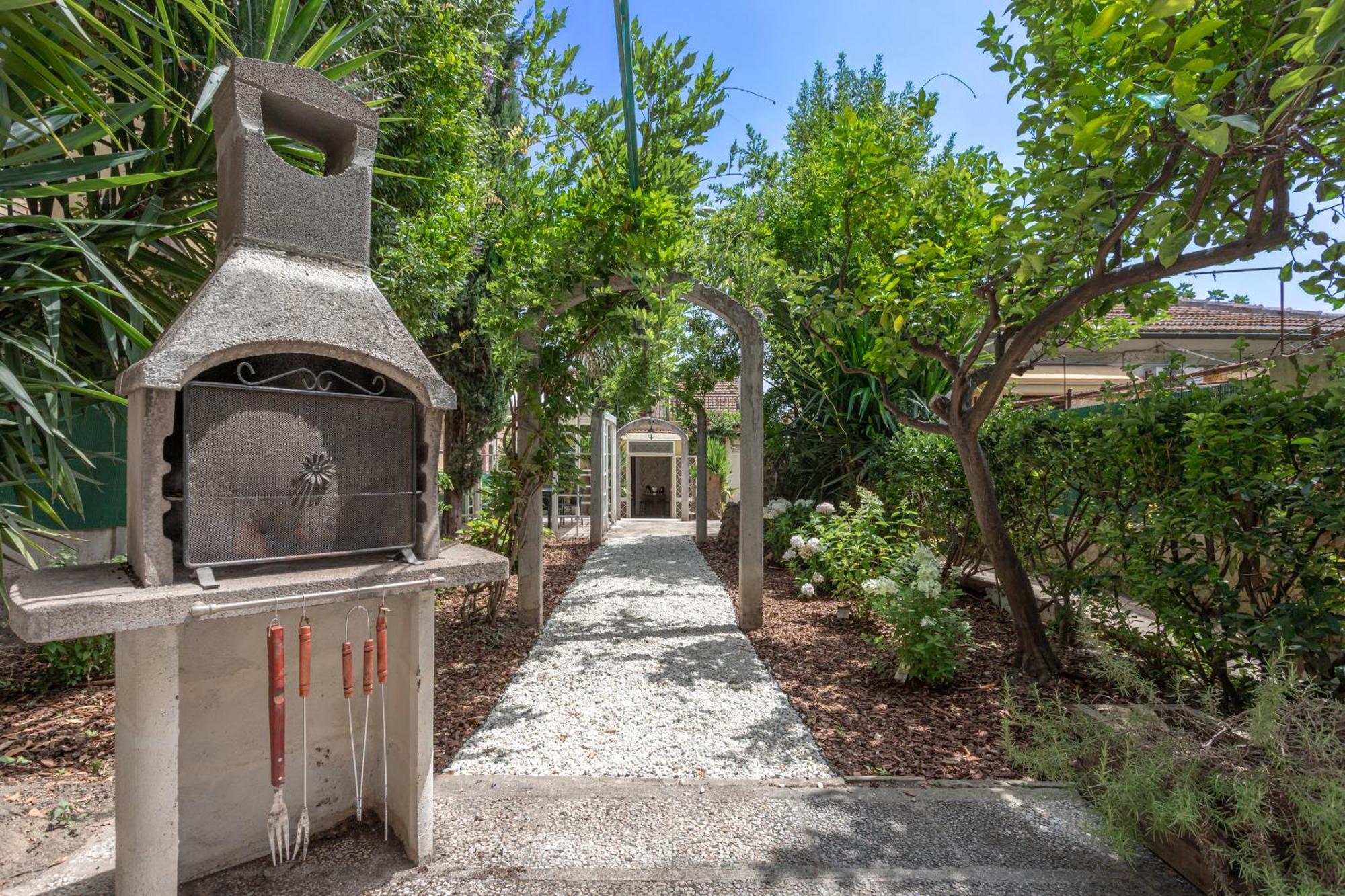 Bbhome Domus Aquae Inside Of Appia Antica Park Roma