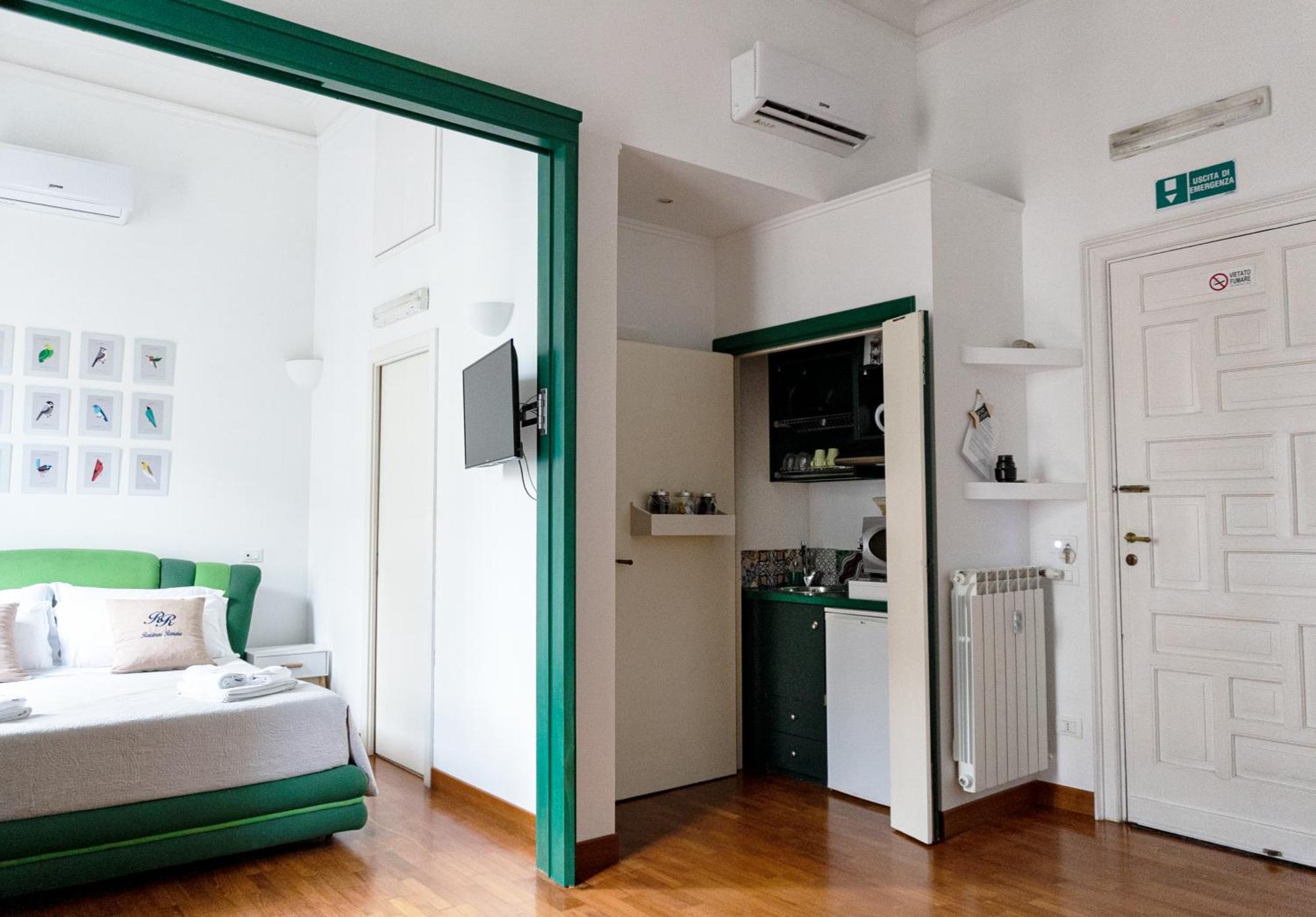 Residenza Romana Bed & Breakfast 3*