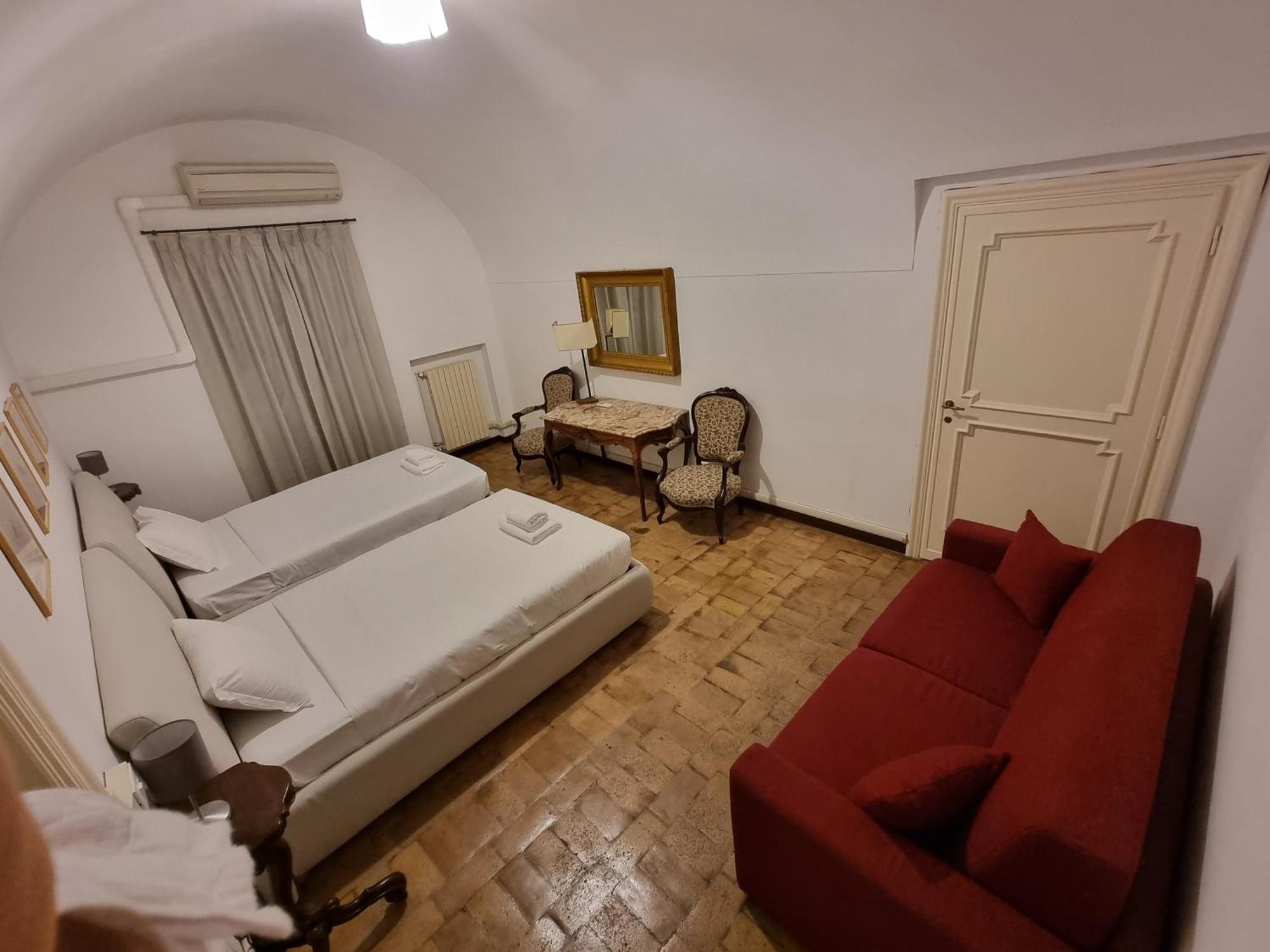 Luxury 2 Bedroom In The Heart Of Rome