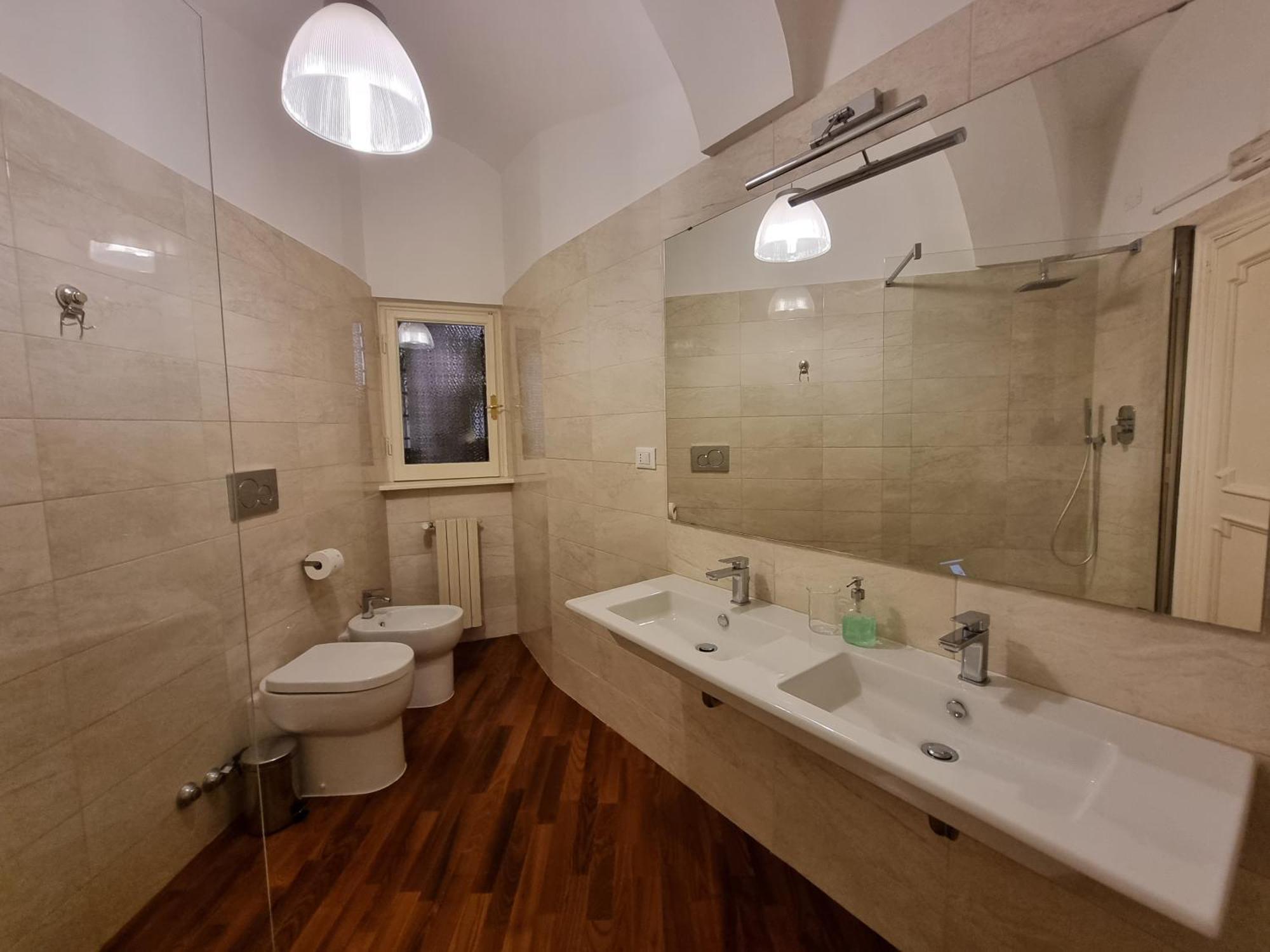 Luxury 2 Bedroom In The Heart Of Rome